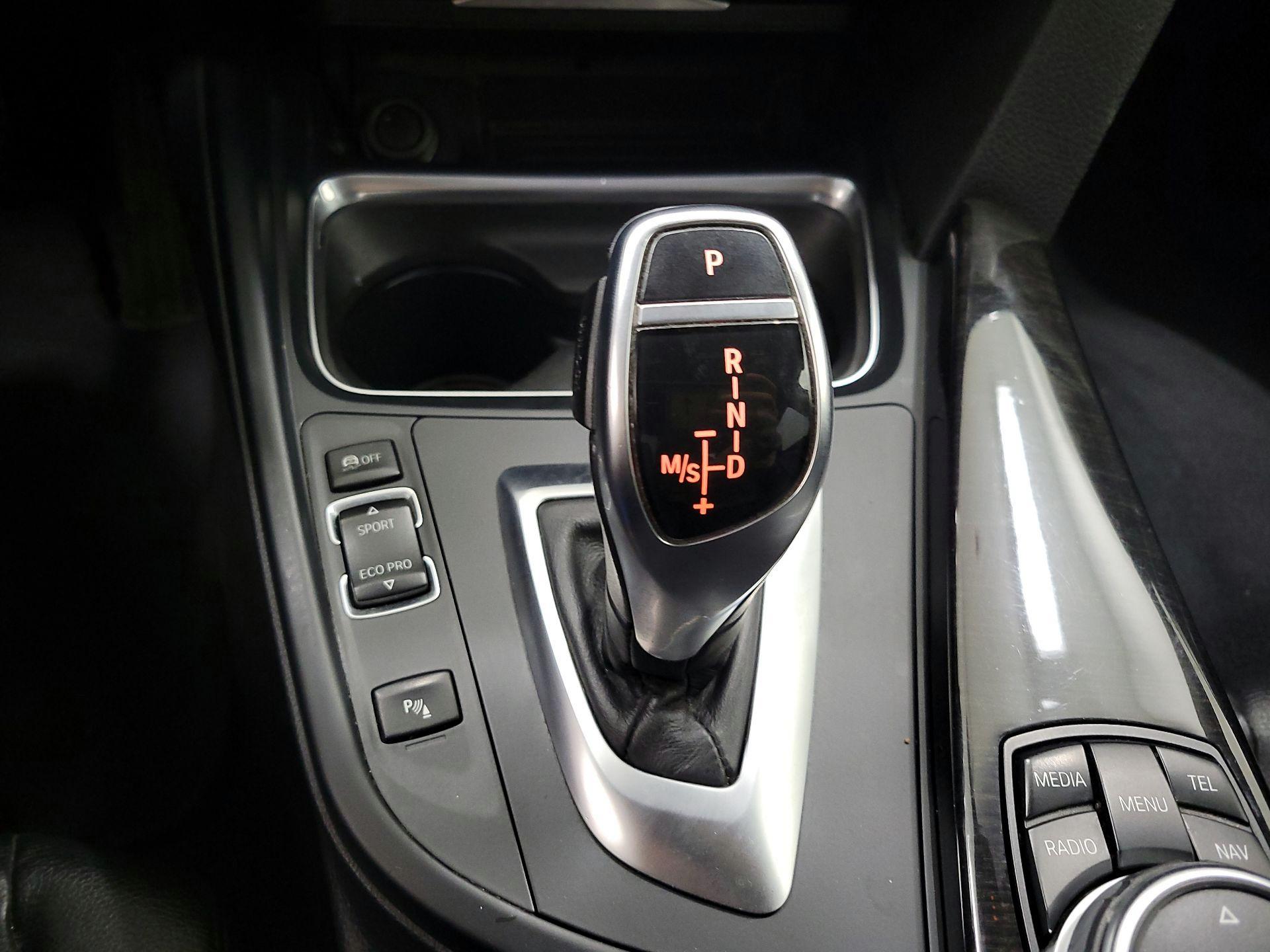 Thumbnail: 2015 BMW 4 Series - 18