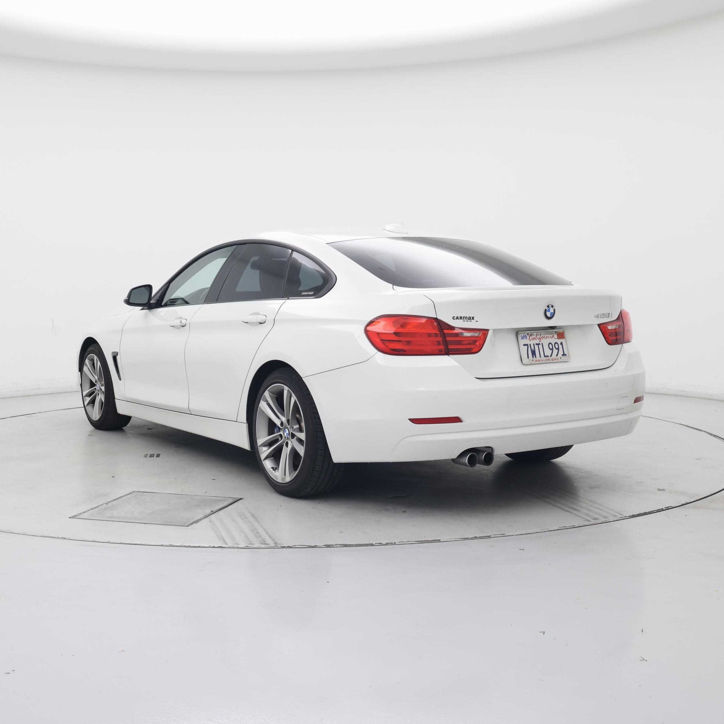 Thumbnail: 2015 BMW 4 Series - 2