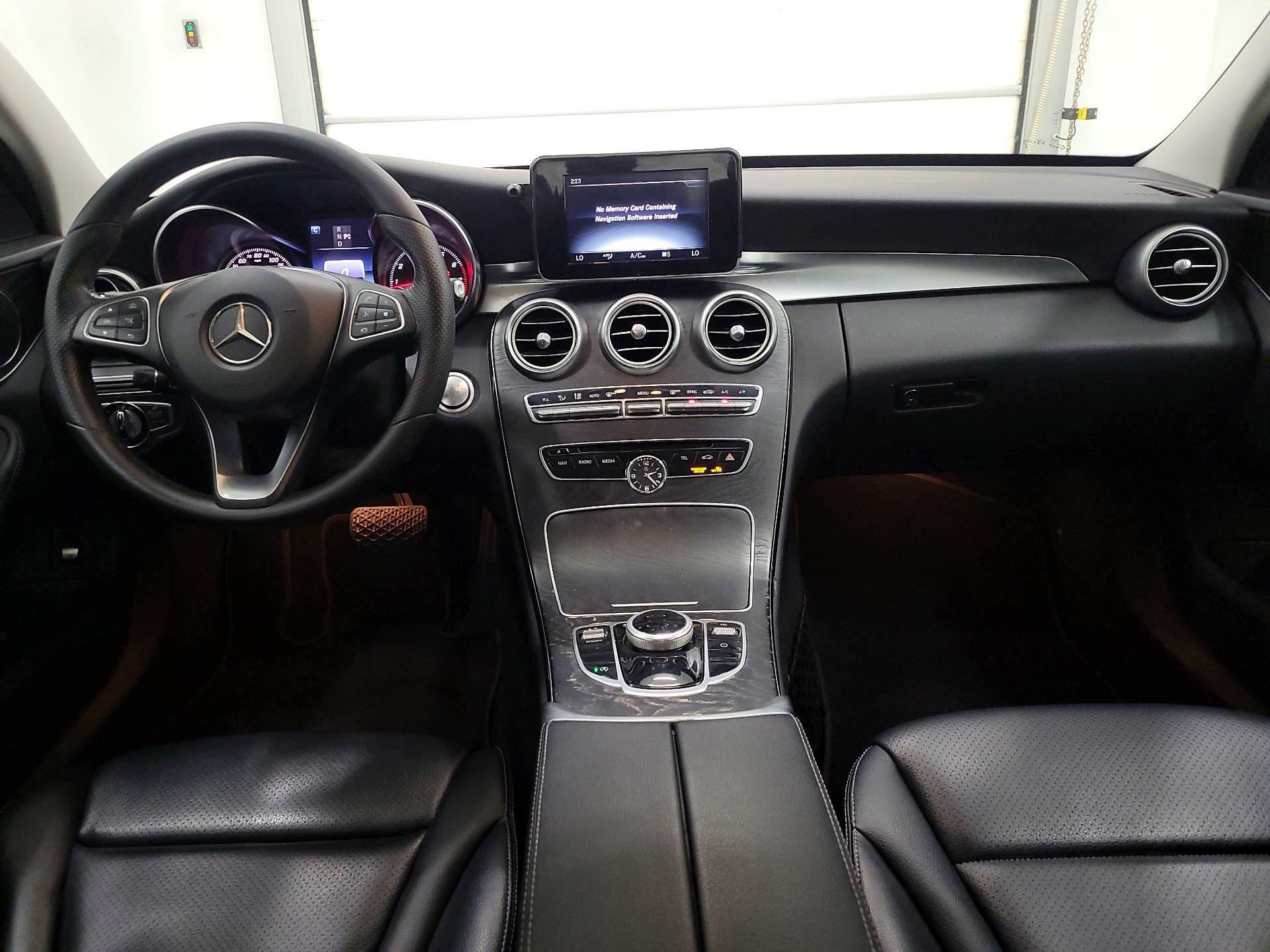 Thumbnail: 2017 Mercedes-Benz C-Class - 9