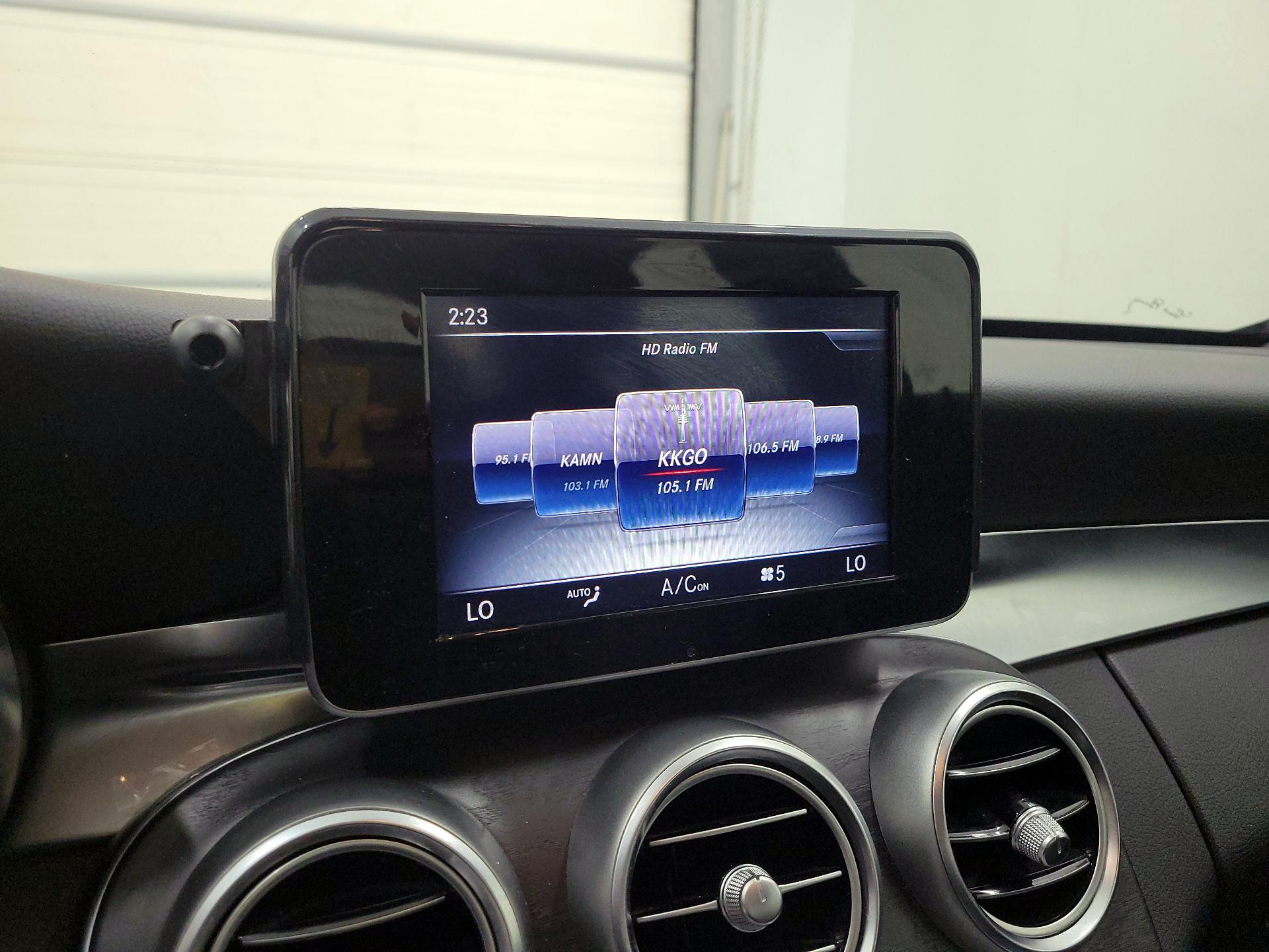 Thumbnail: 2017 Mercedes-Benz C-Class - 15