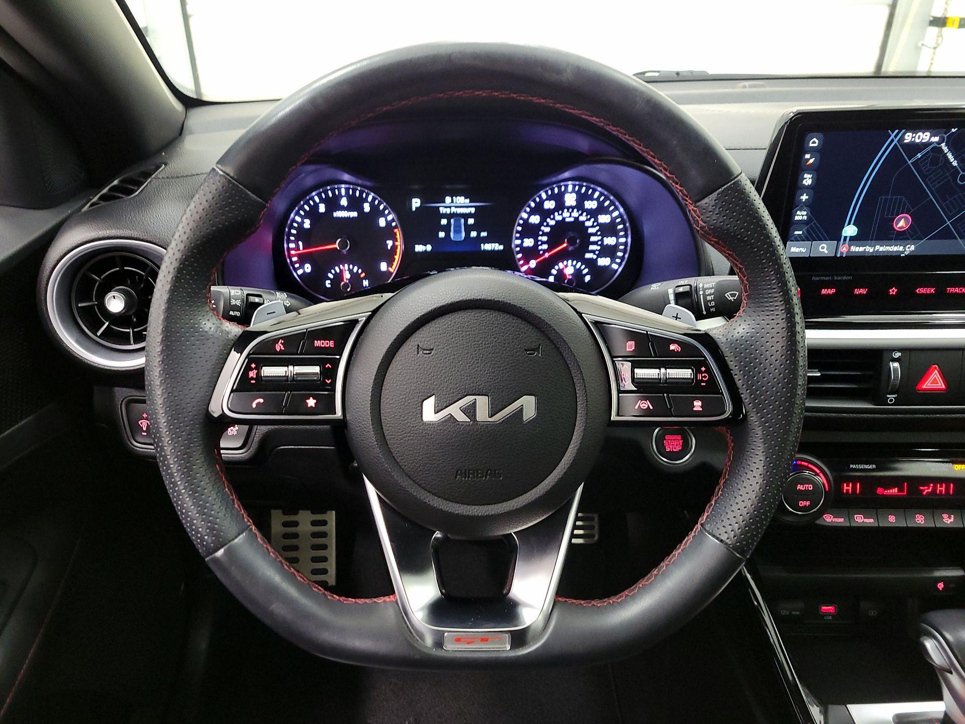 Thumbnail: 2023 Kia Forte - 10