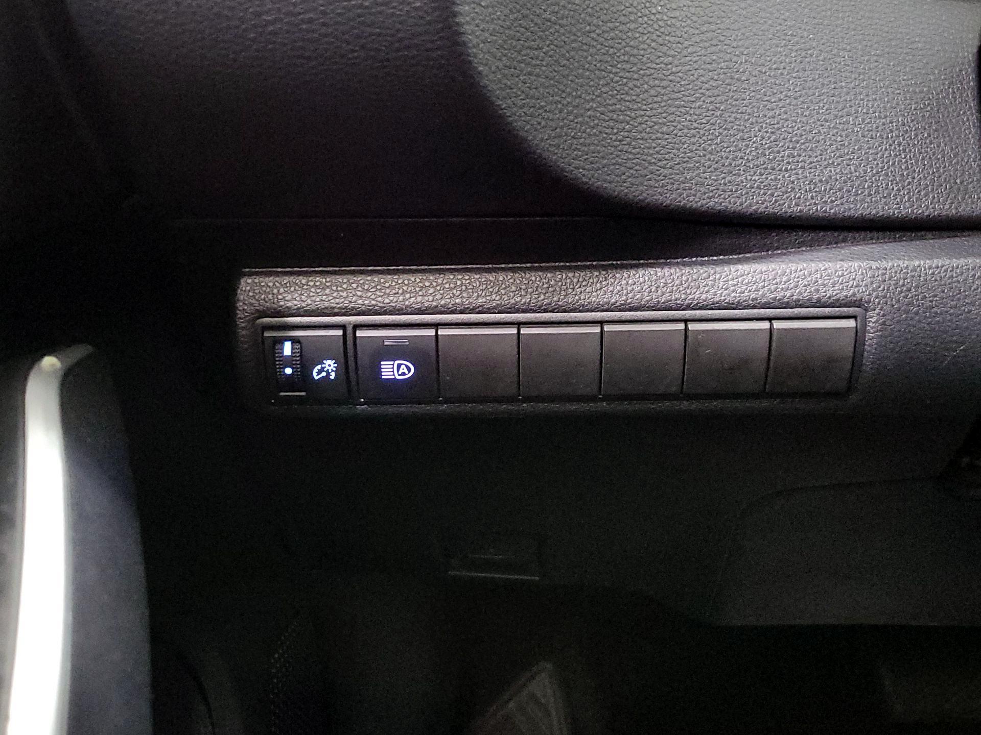 Thumbnail: 2020 Toyota Corolla - 13