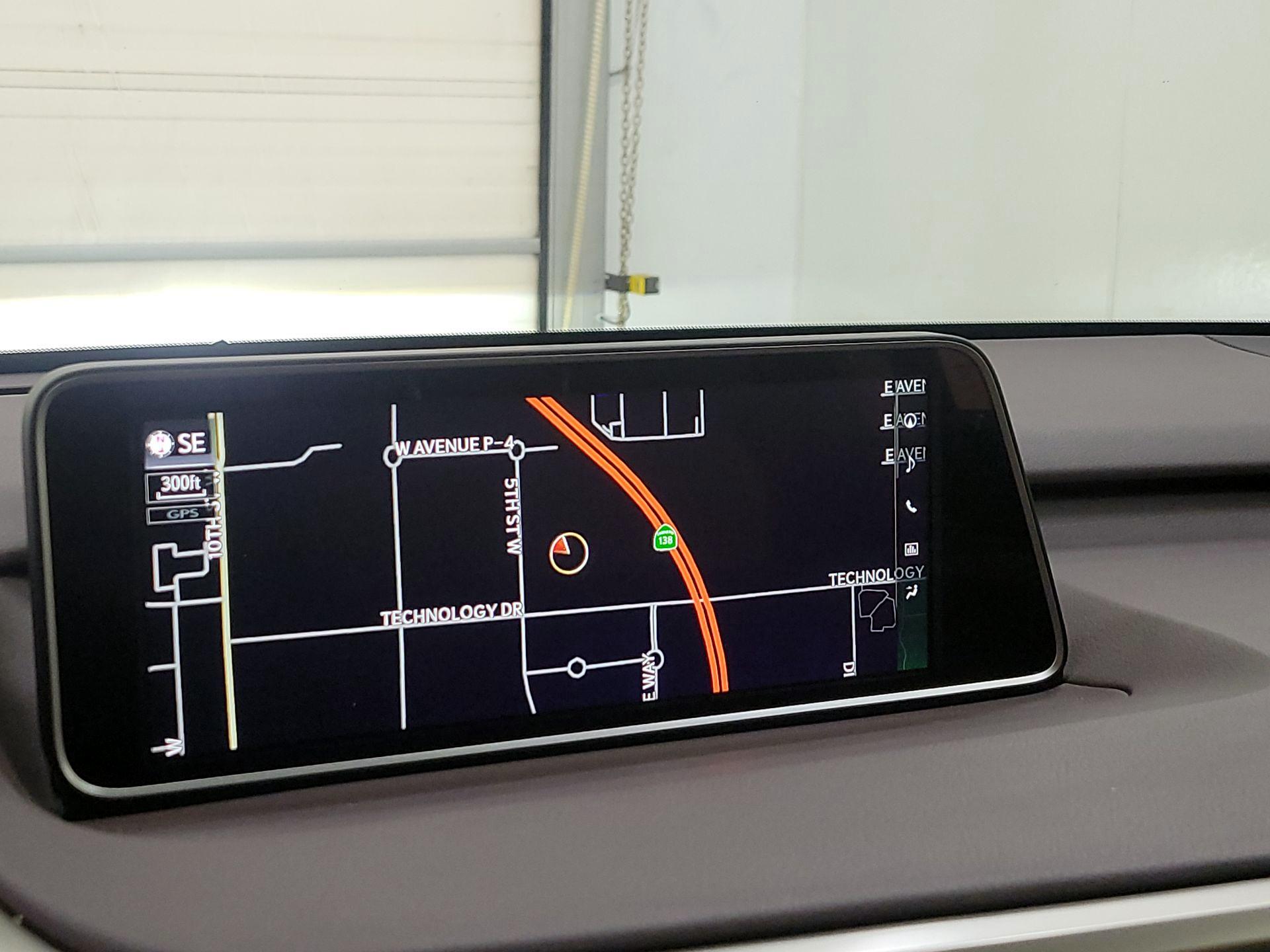 Thumbnail: 2017 Lexus RX - 14