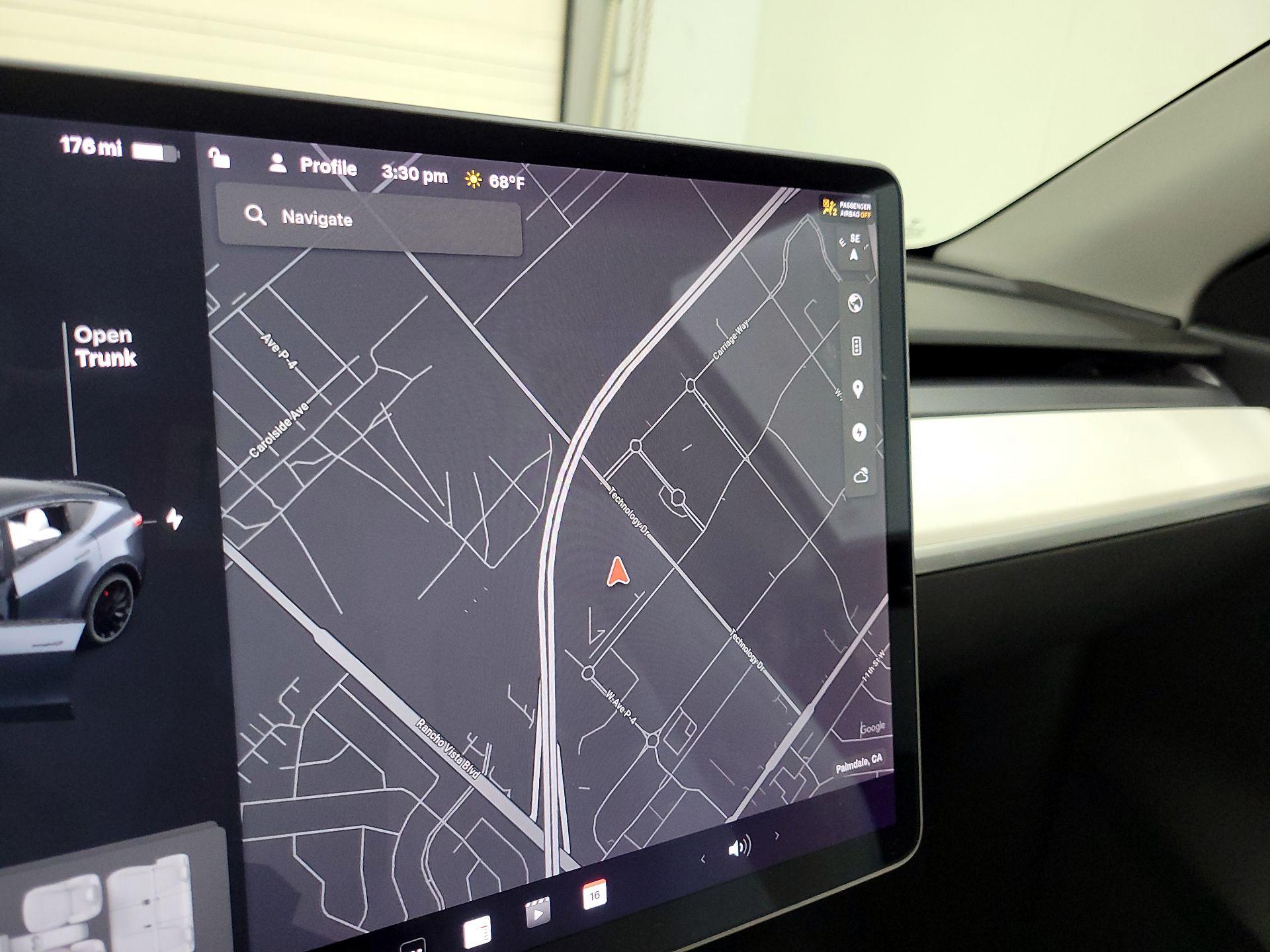 Thumbnail: 2022 Tesla Model Y - 13