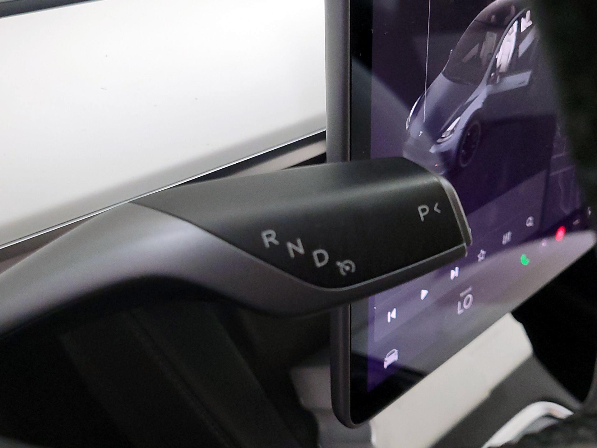 Thumbnail: 2022 Tesla Model Y - 17