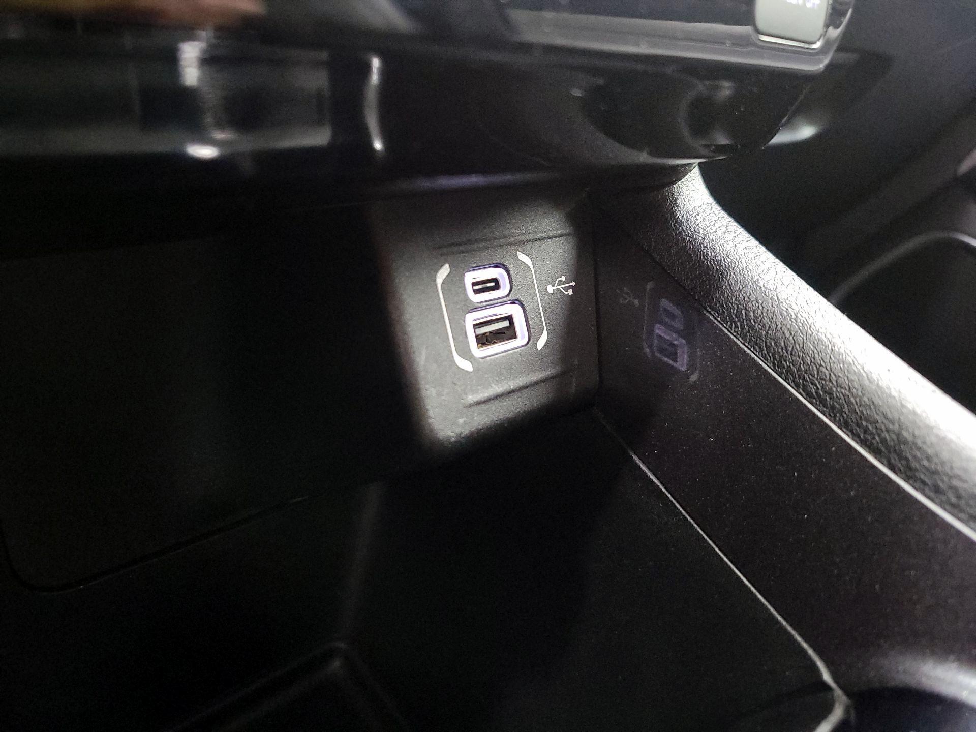 Thumbnail: 2022 Jeep Compass - 18