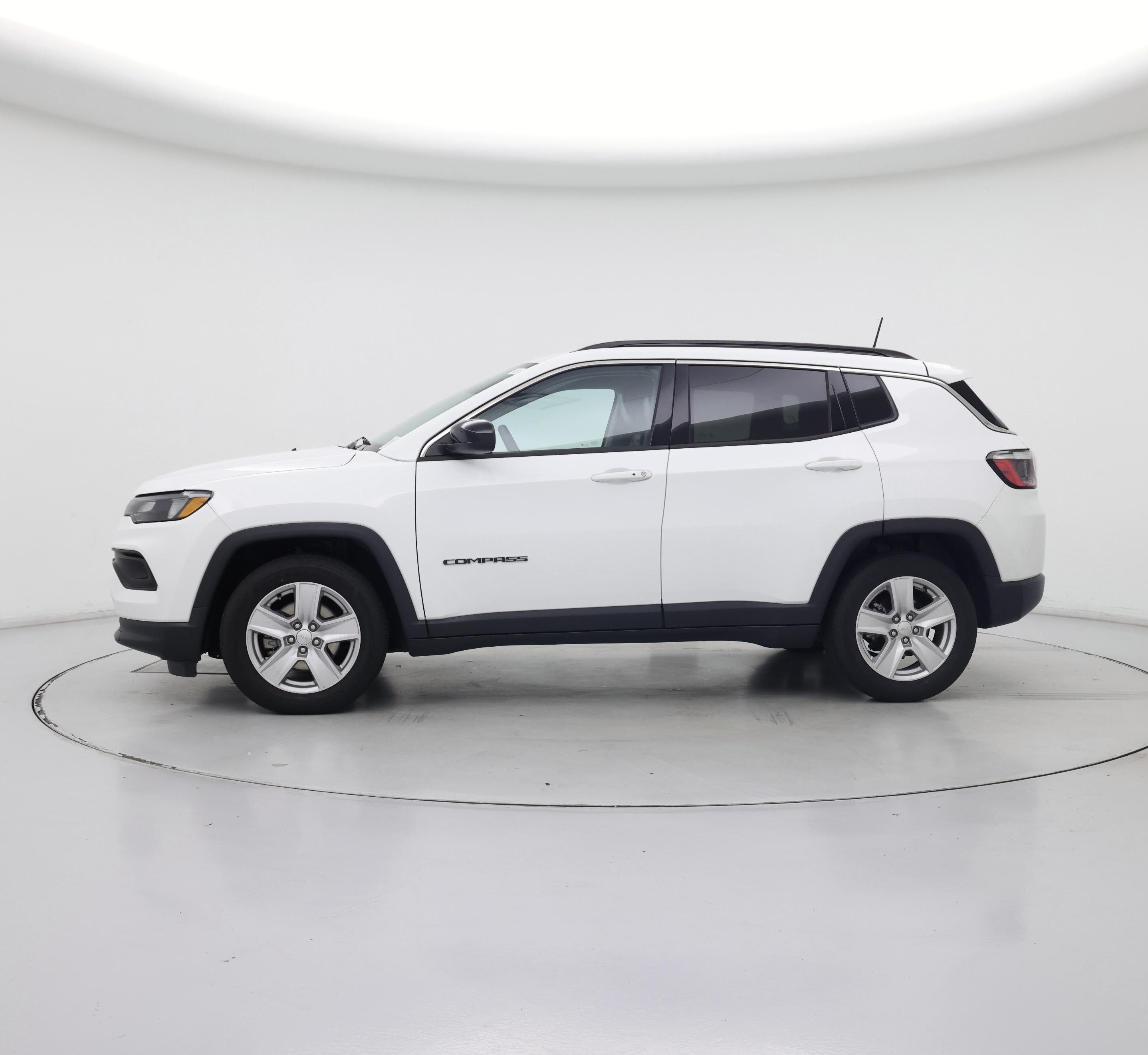 Thumbnail: 2022 Jeep Compass - 3