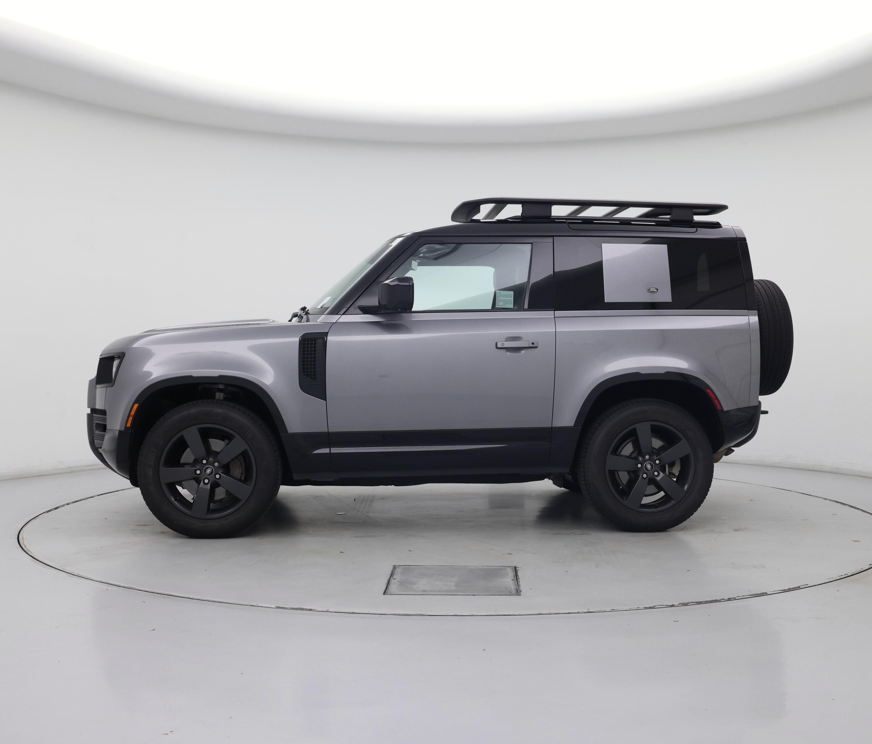 Thumbnail: 2022 Land Rover Defender - 3