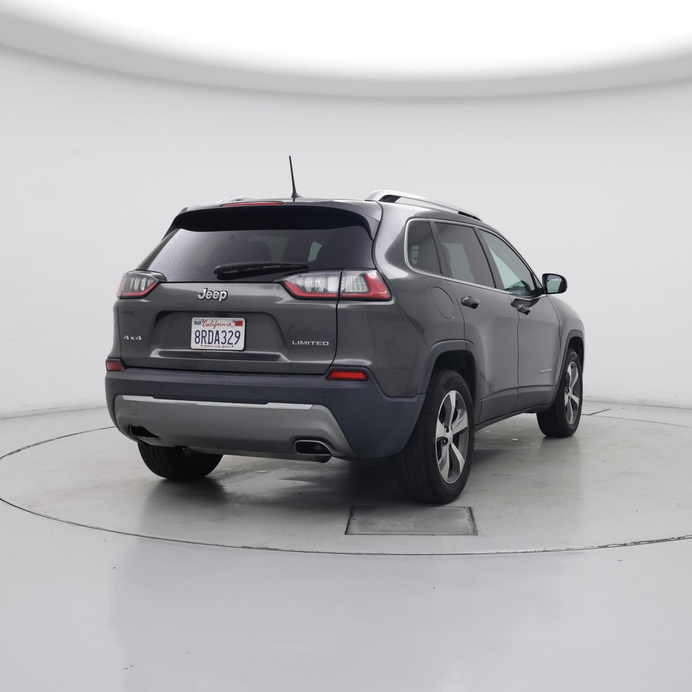 Thumbnail: 2020 Jeep Cherokee - 8