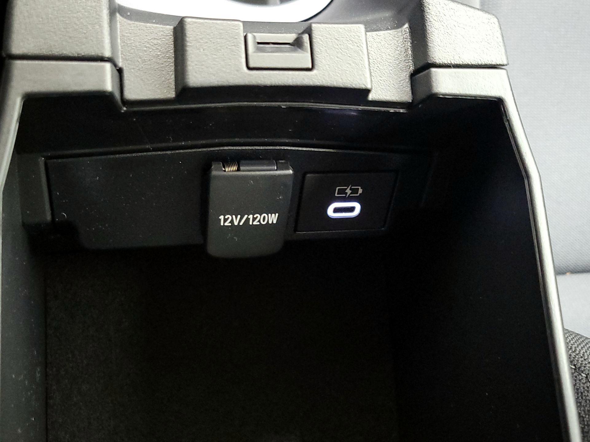 Thumbnail: 2026 Toyota Corolla - 18