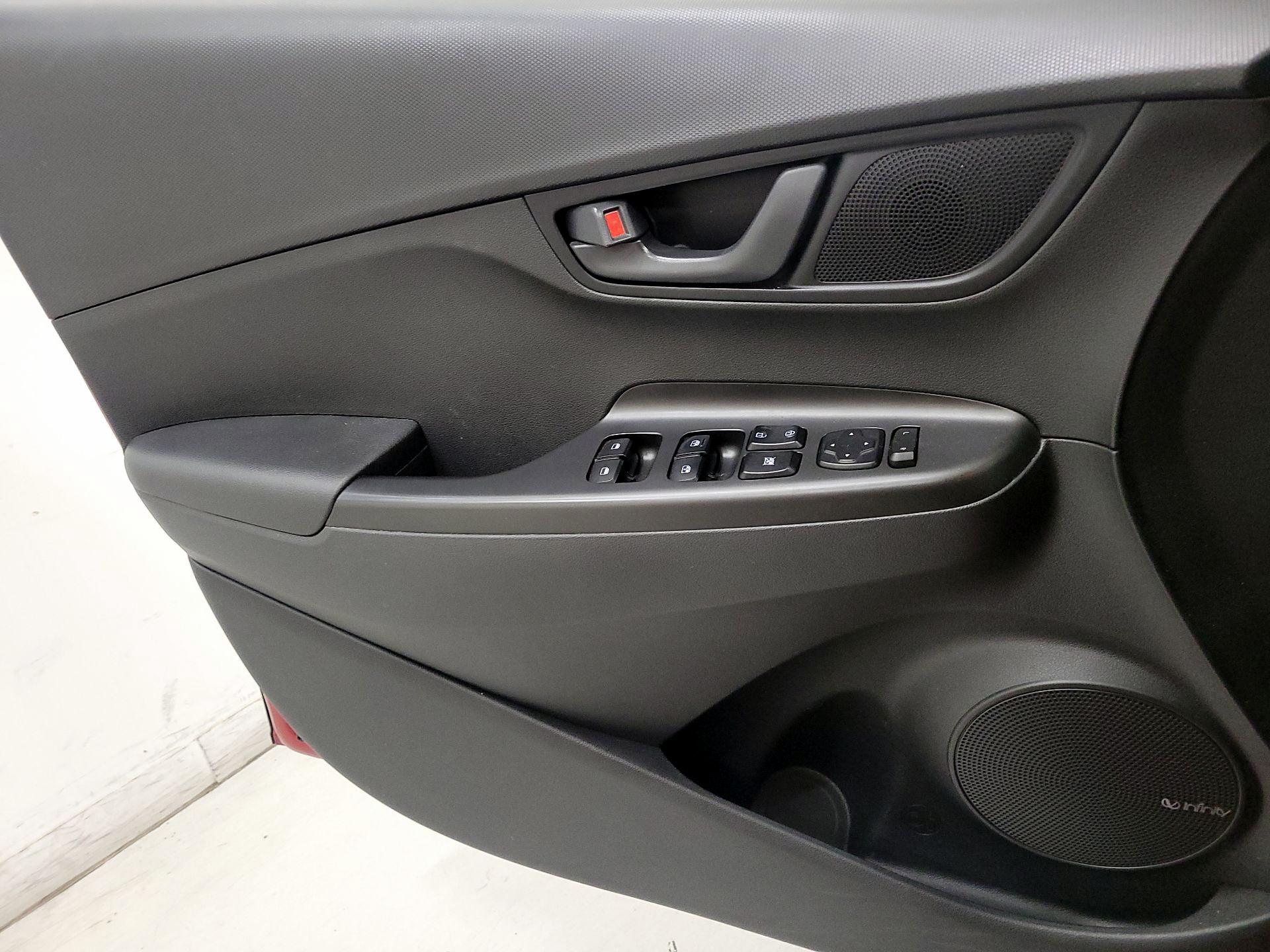 Thumbnail: 2021 Hyundai Kona - 12