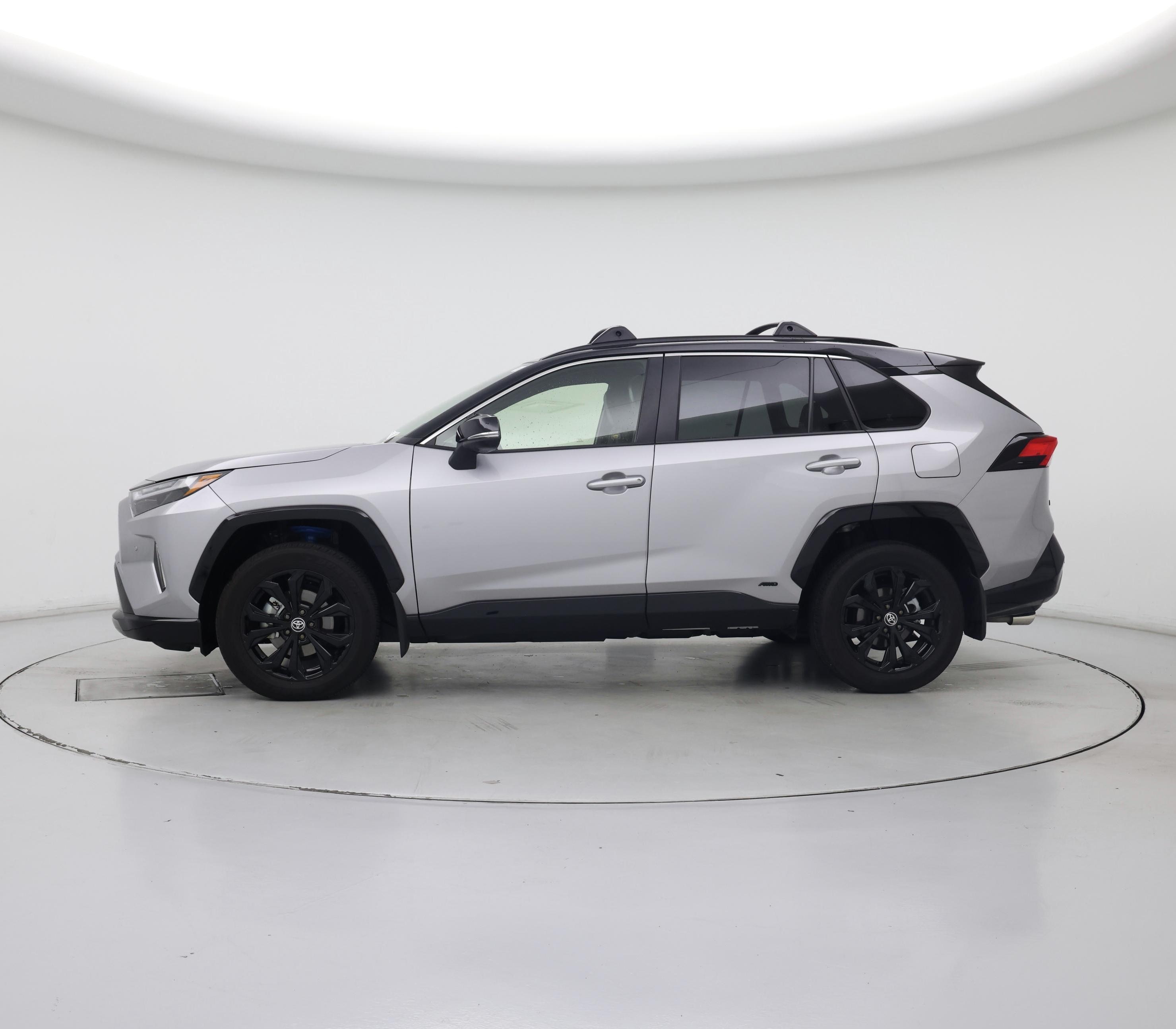 Thumbnail: 2025 Toyota RAV4 - 3