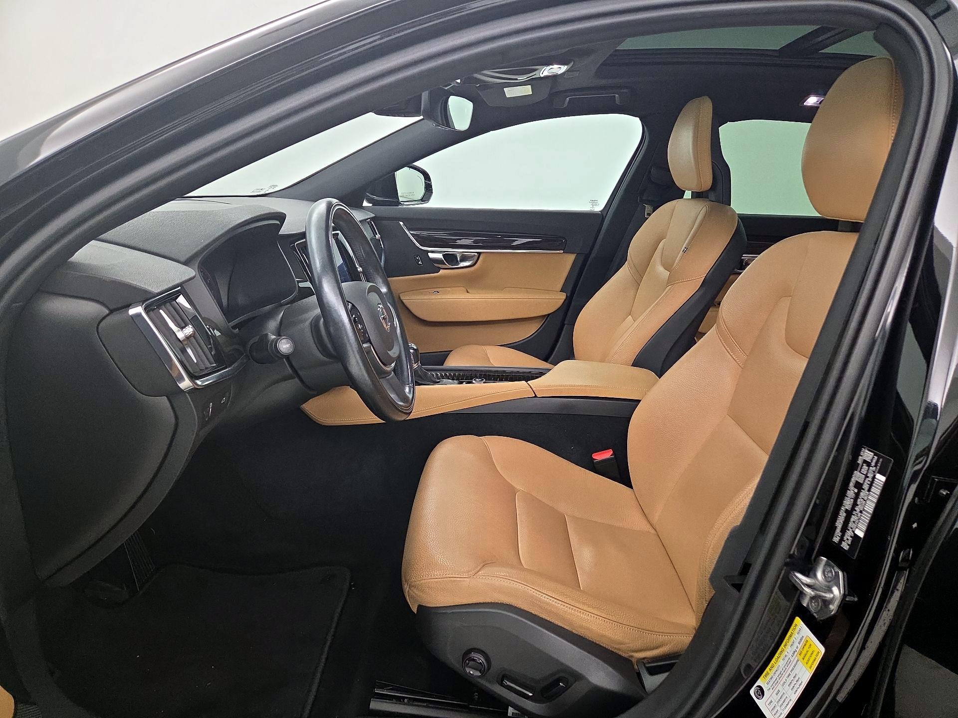 Thumbnail: 2018 Volvo S90 - 11