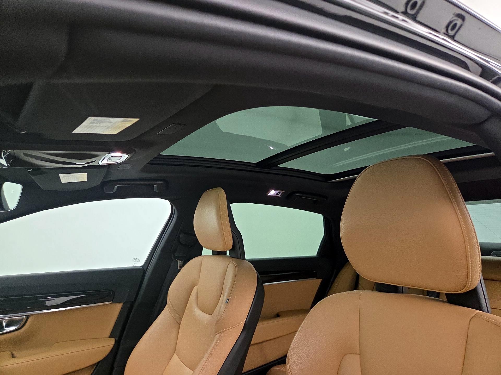 Thumbnail: 2018 Volvo S90 - 20