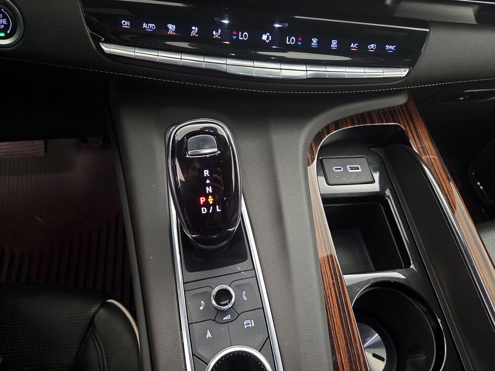 2022 Cadillac Escalade ESV Premium Luxury - Photo 19