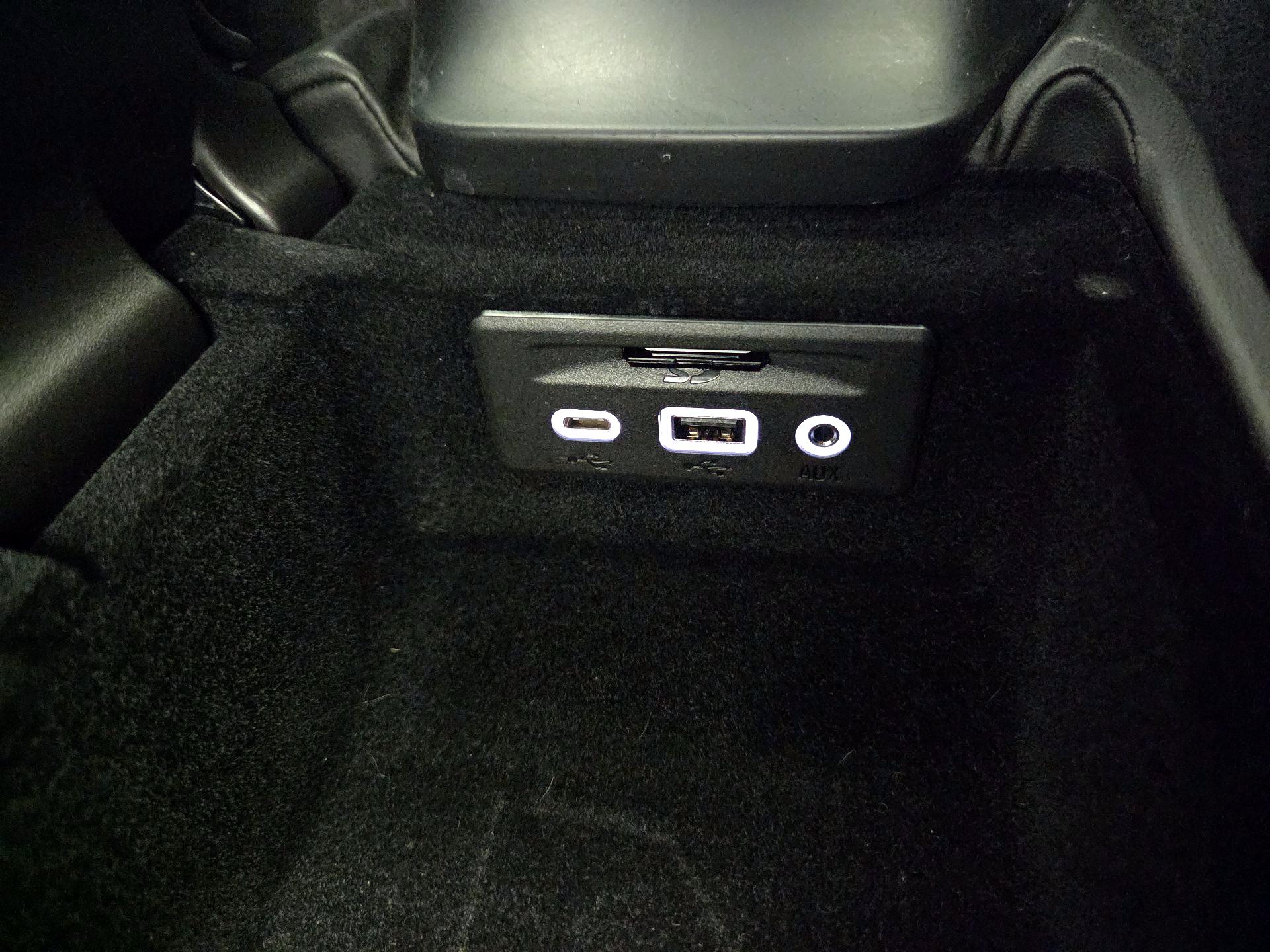 Thumbnail: 2023 Chevrolet Corvette - 19