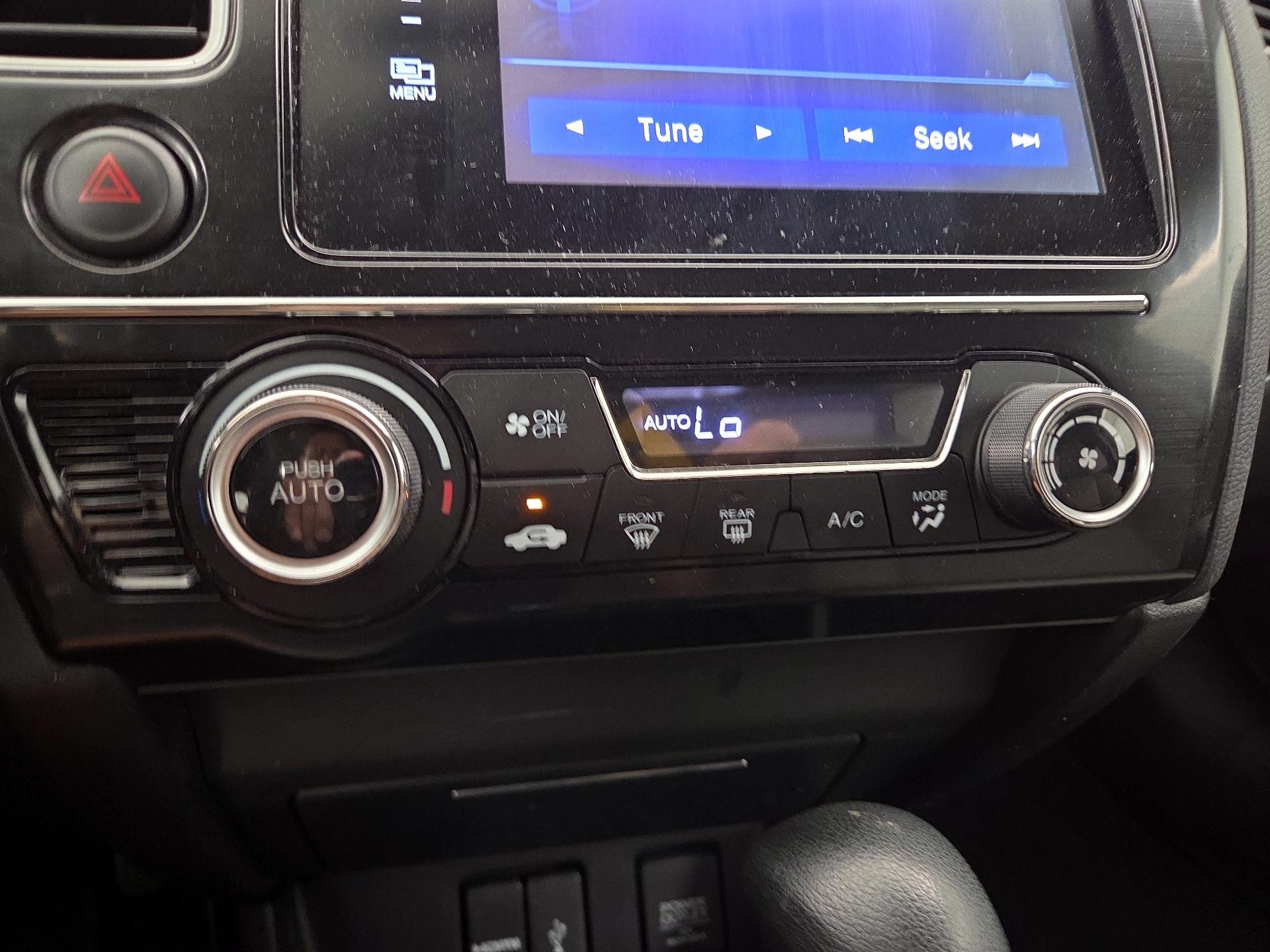 Thumbnail: 2014 Honda Civic - 16