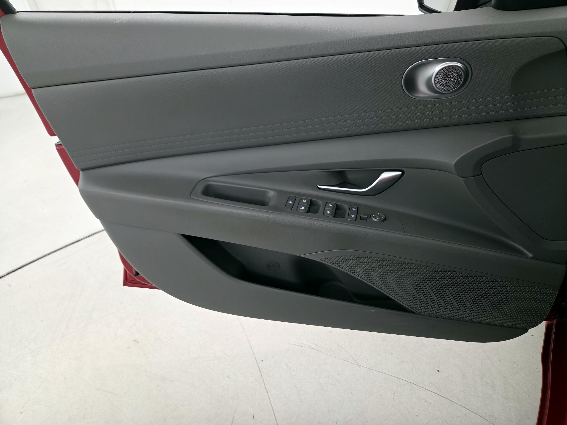 Thumbnail: 2023 Hyundai Elantra - 12