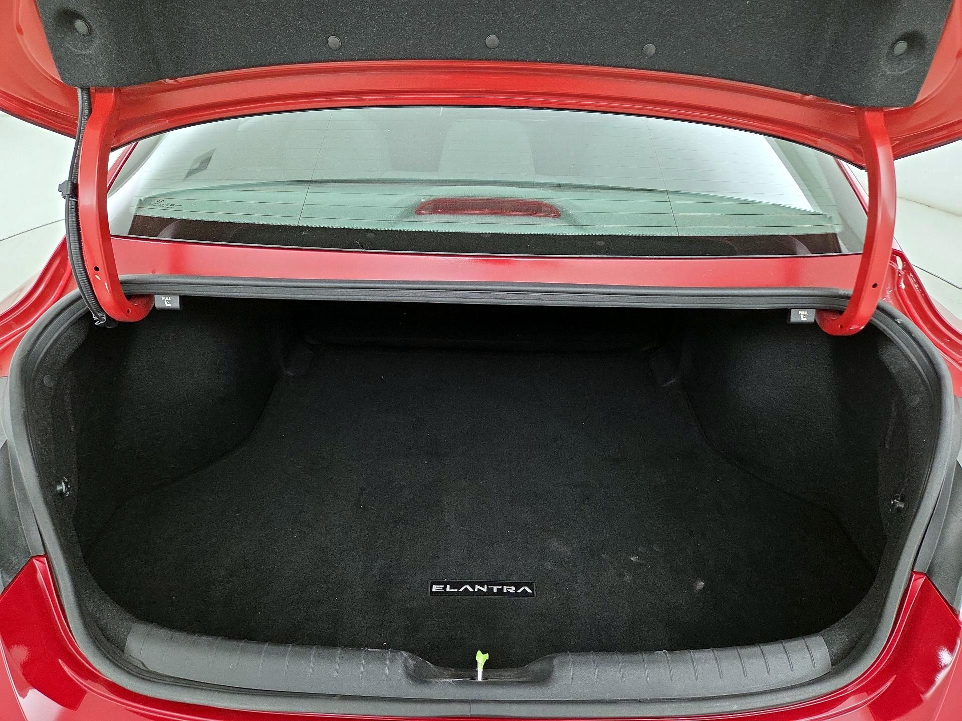 Thumbnail: 2023 Hyundai Elantra - 20