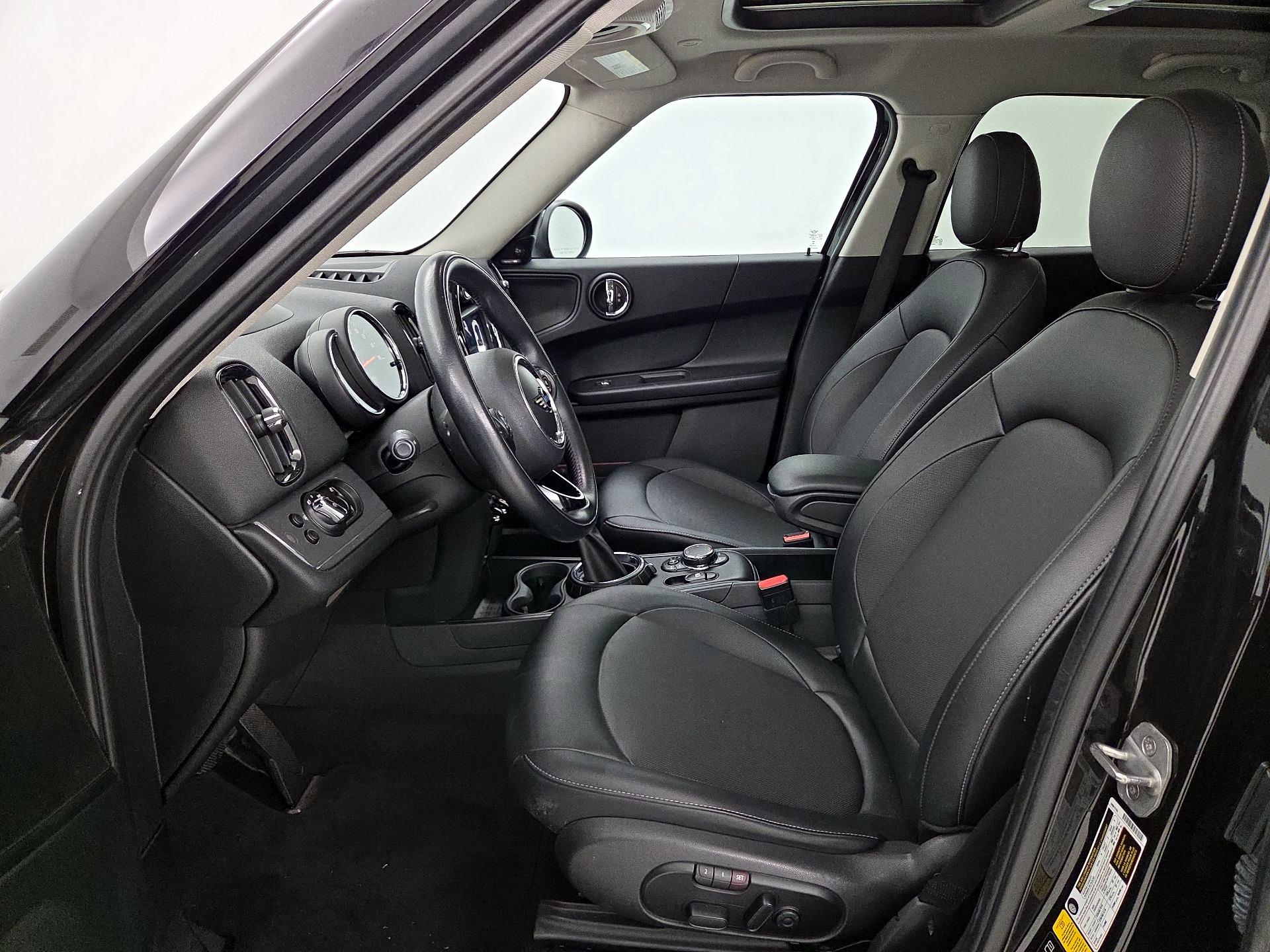 Thumbnail: 2017 MINI Cooper Countryman - 11