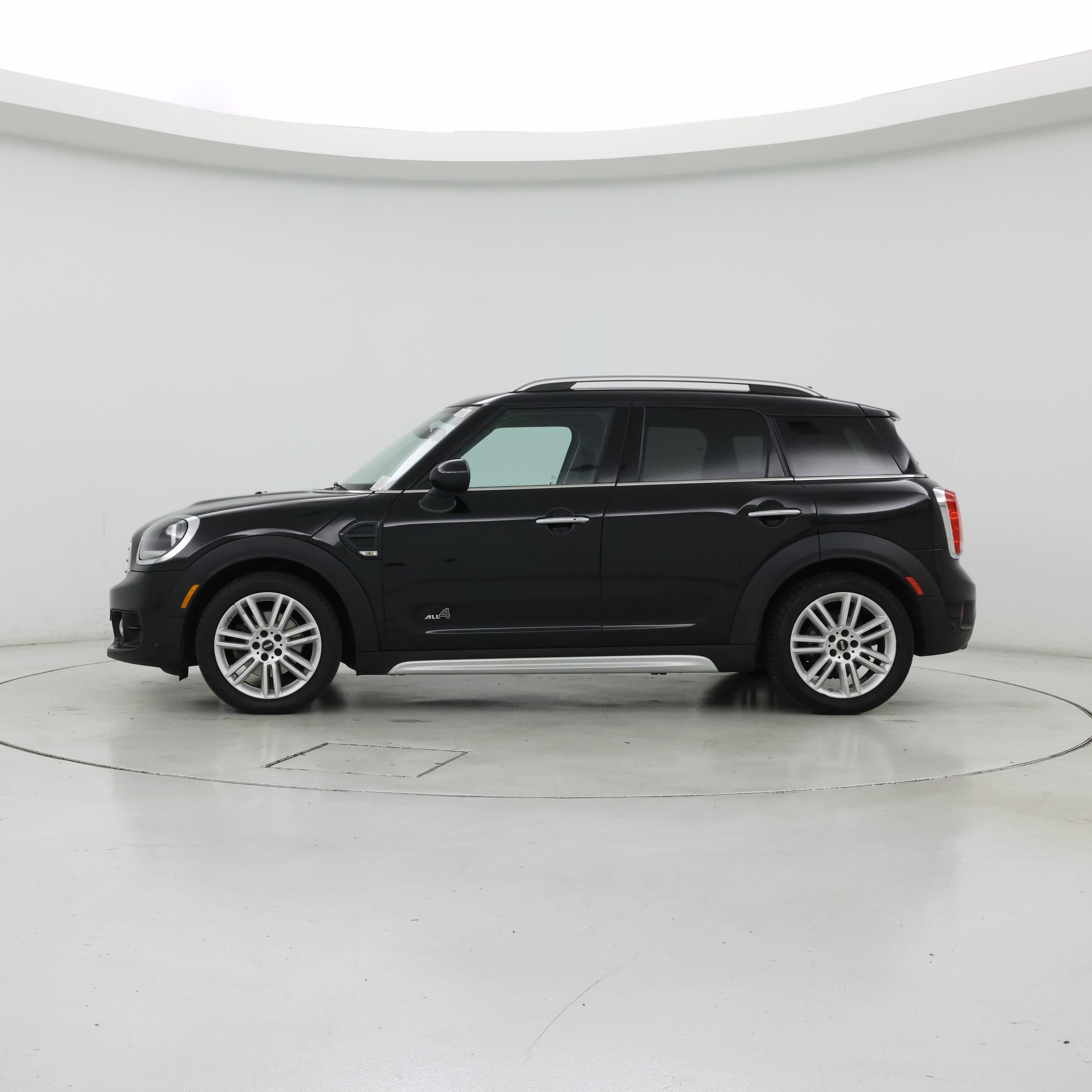 Thumbnail: 2017 MINI Cooper Countryman - 3