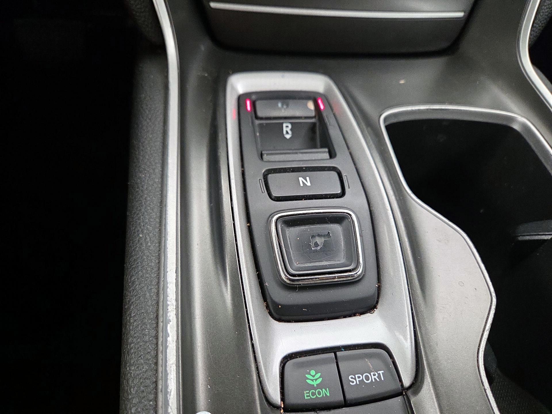 Thumbnail: 2018 Honda Accord - 17