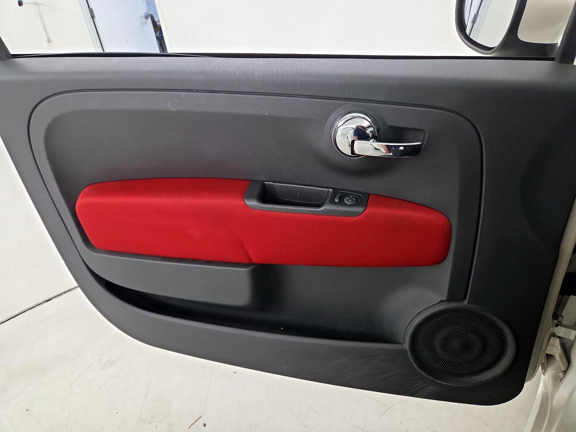 Thumbnail: 2015 Fiat 500 - 12