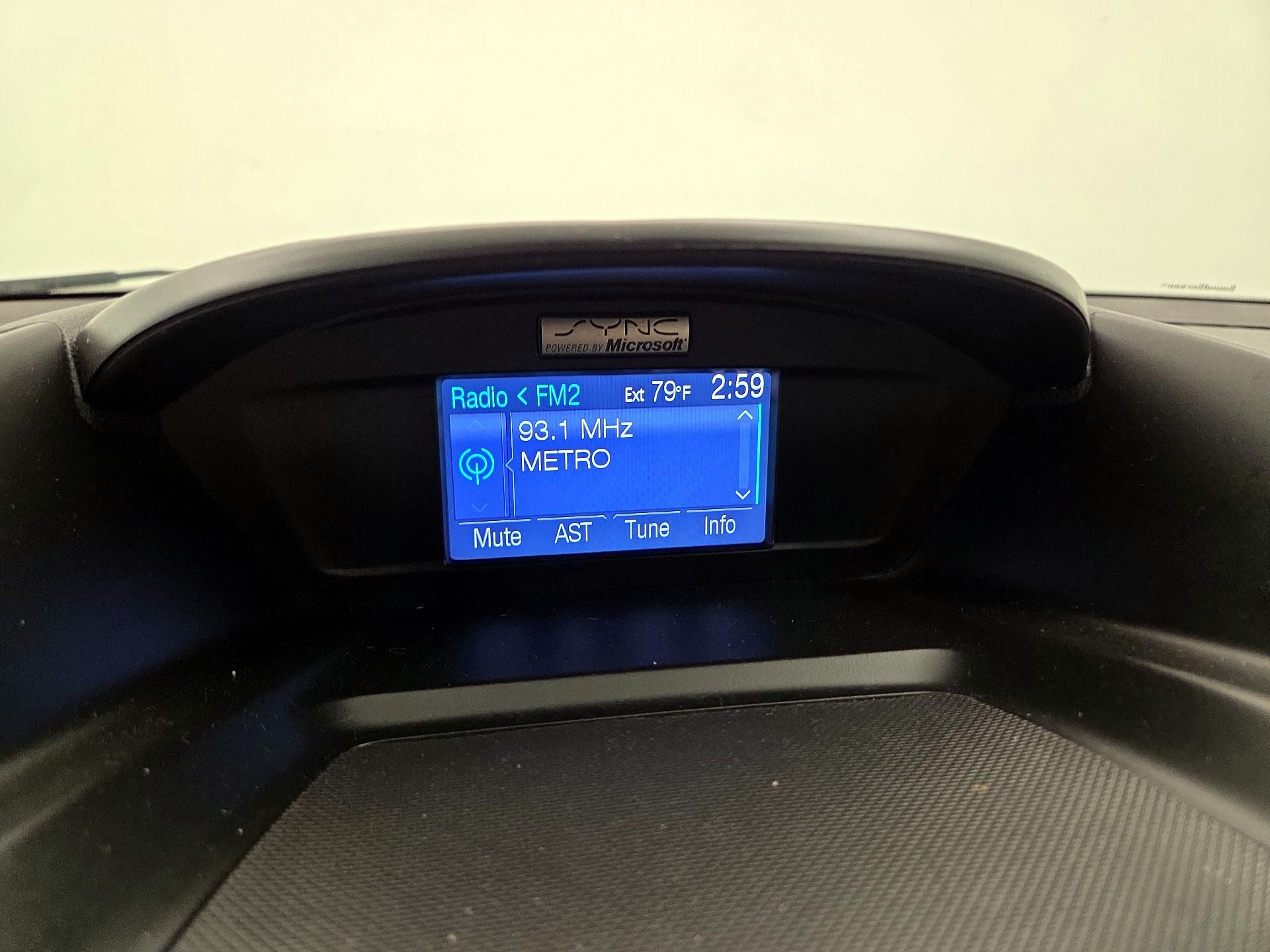 Thumbnail: 2014 Ford Escape - 15