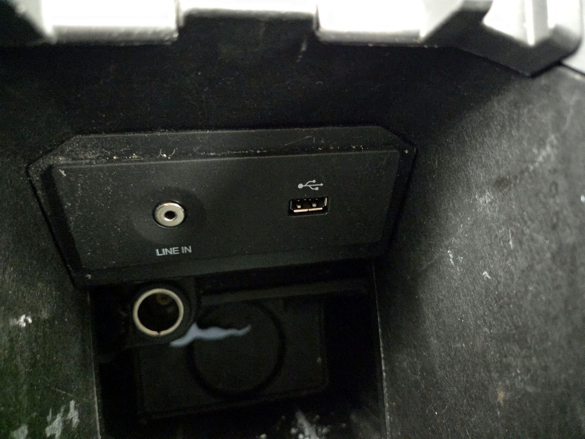 Thumbnail: 2014 Ford Escape - 18