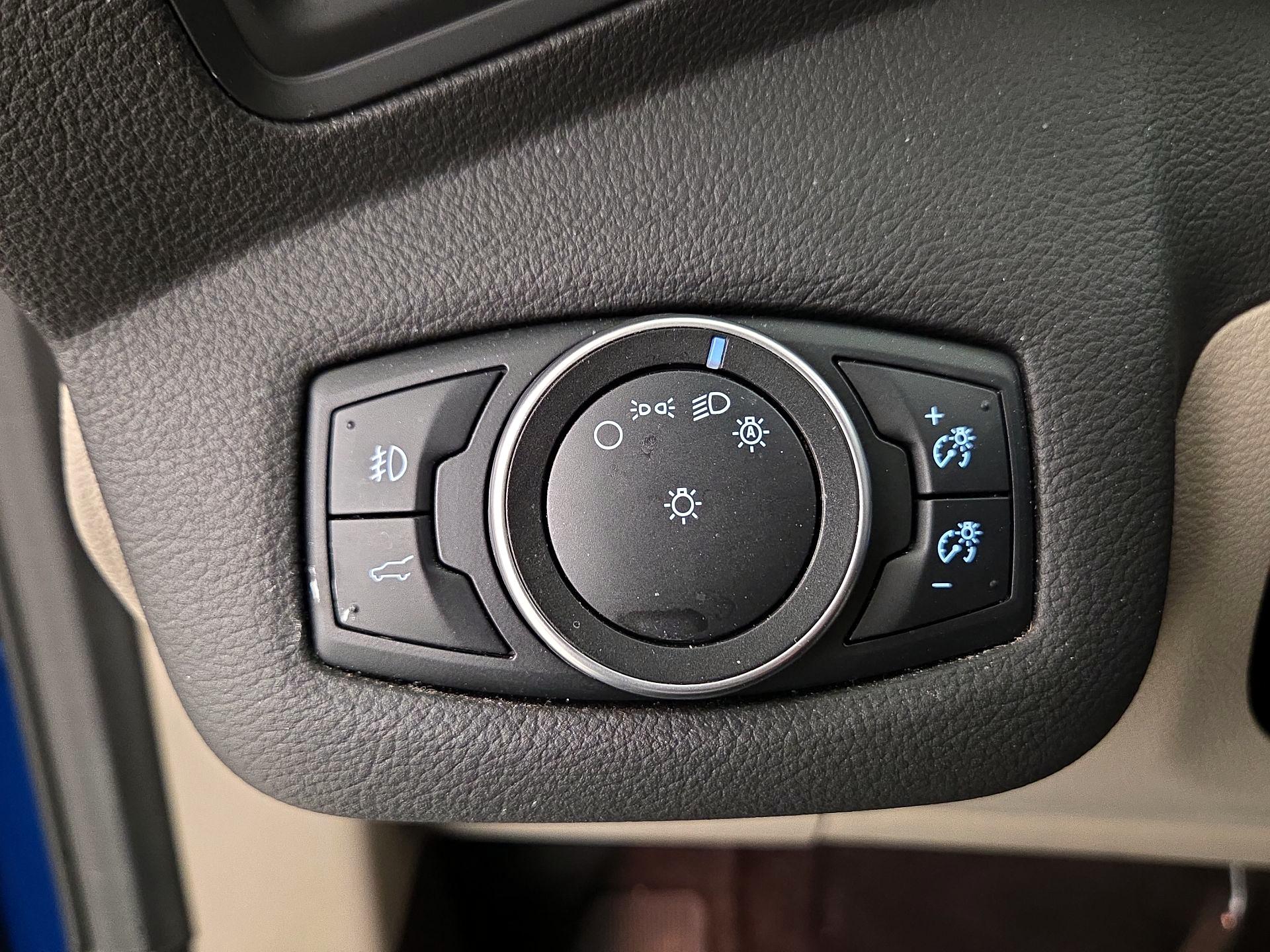 Thumbnail: 2017 Ford Escape - 13