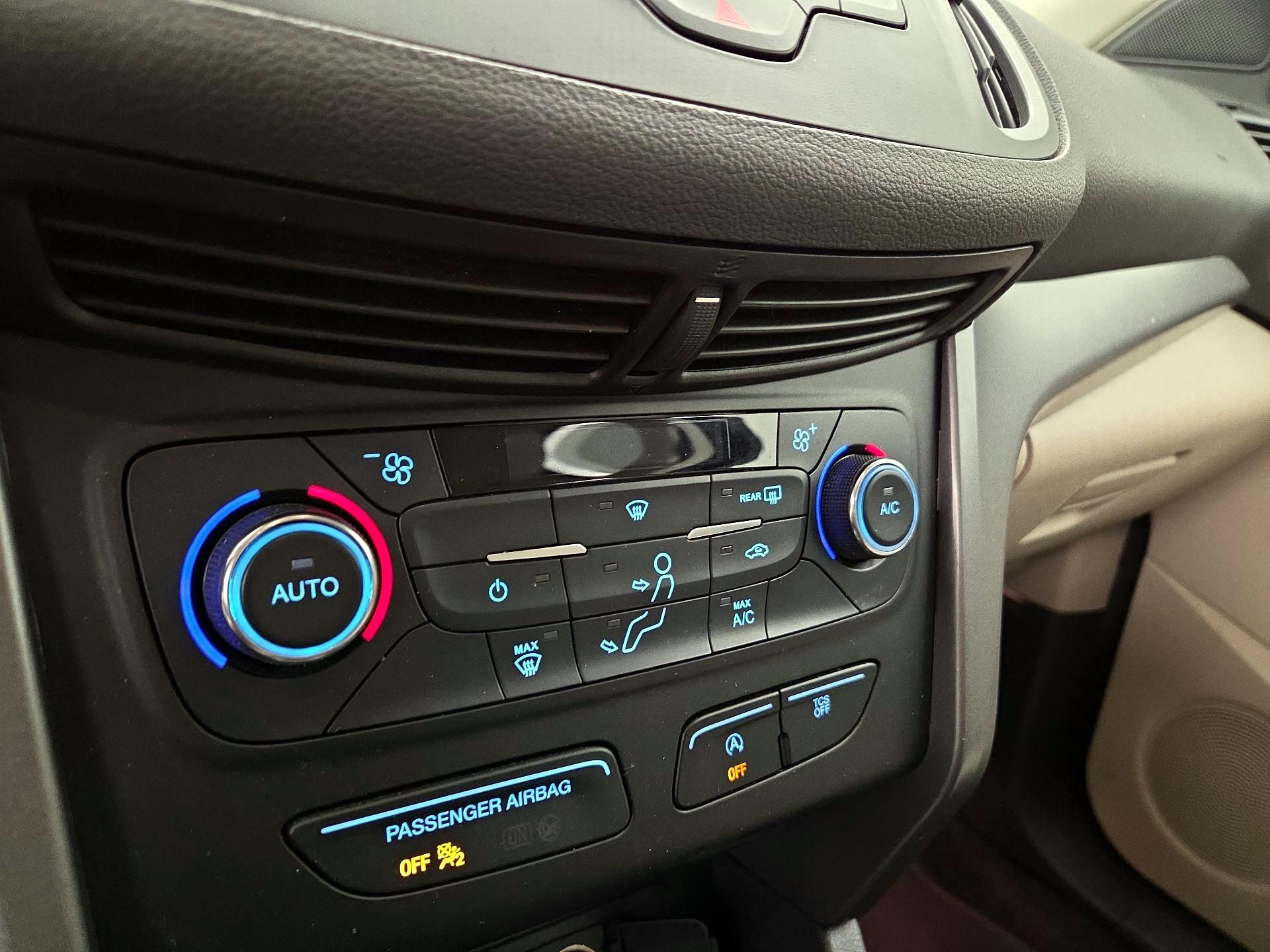 Thumbnail: 2017 Ford Escape - 16