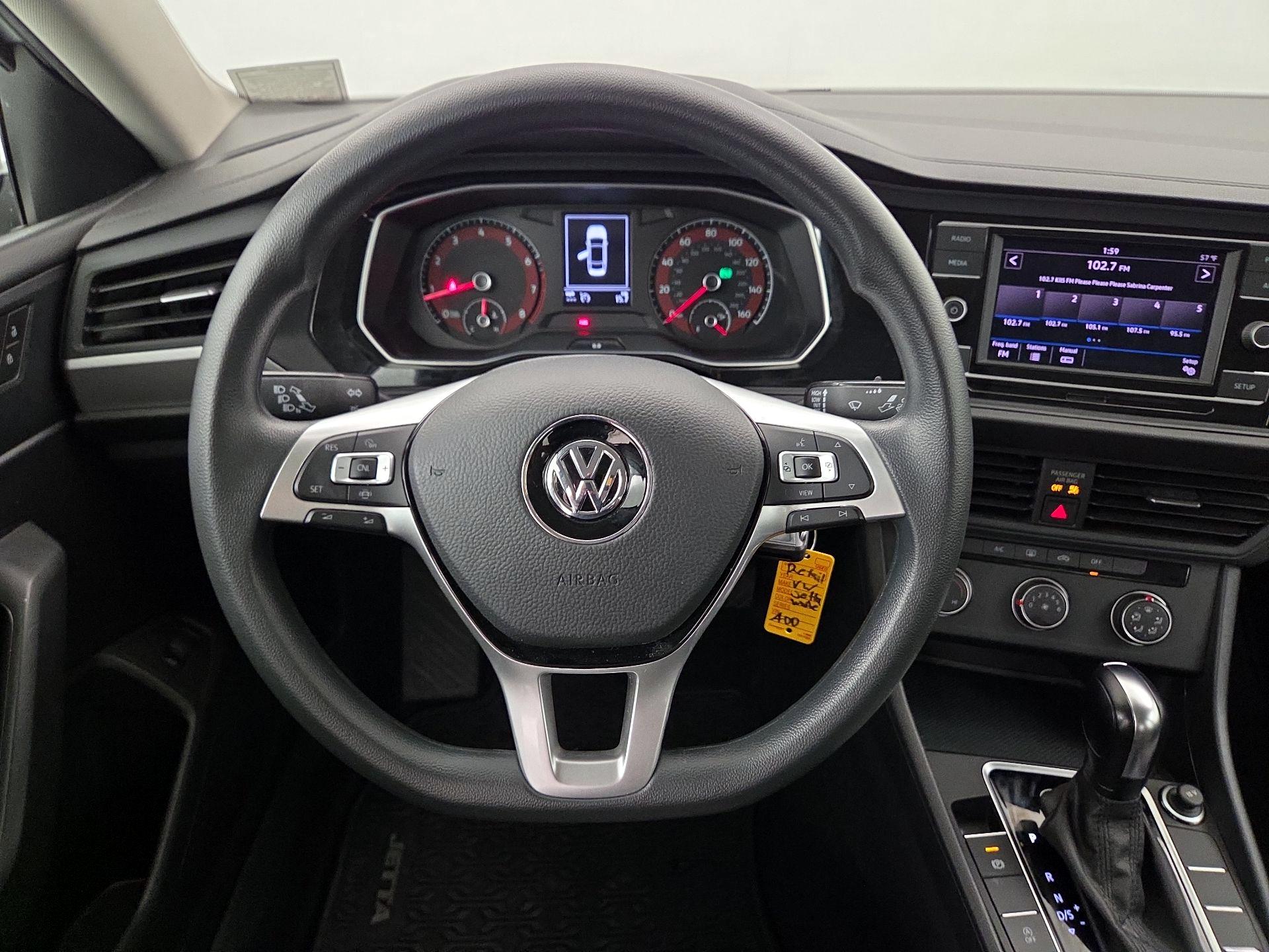 Thumbnail: 2019 Volkswagen Jetta - 10