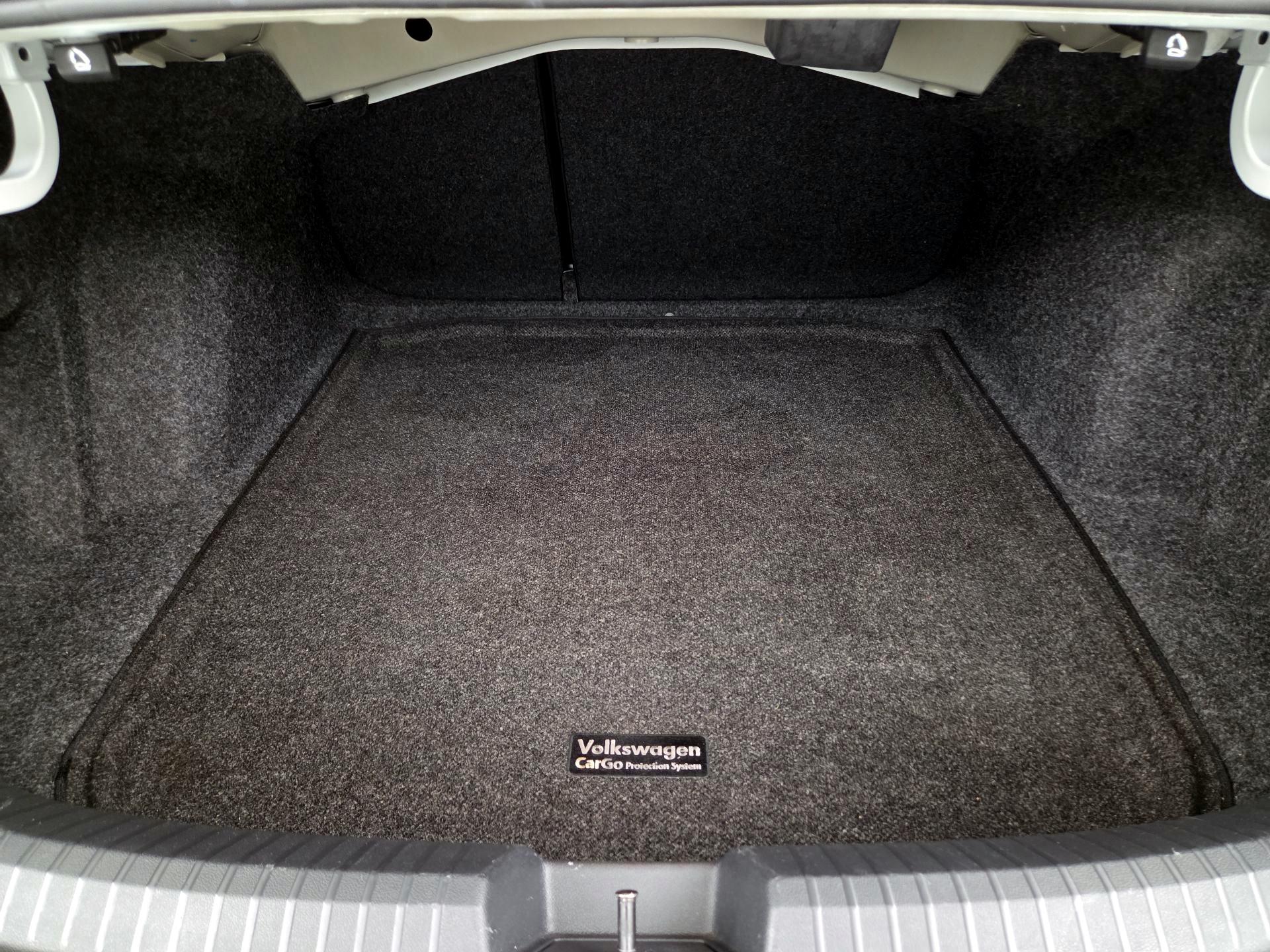 Thumbnail: 2019 Volkswagen Jetta - 20