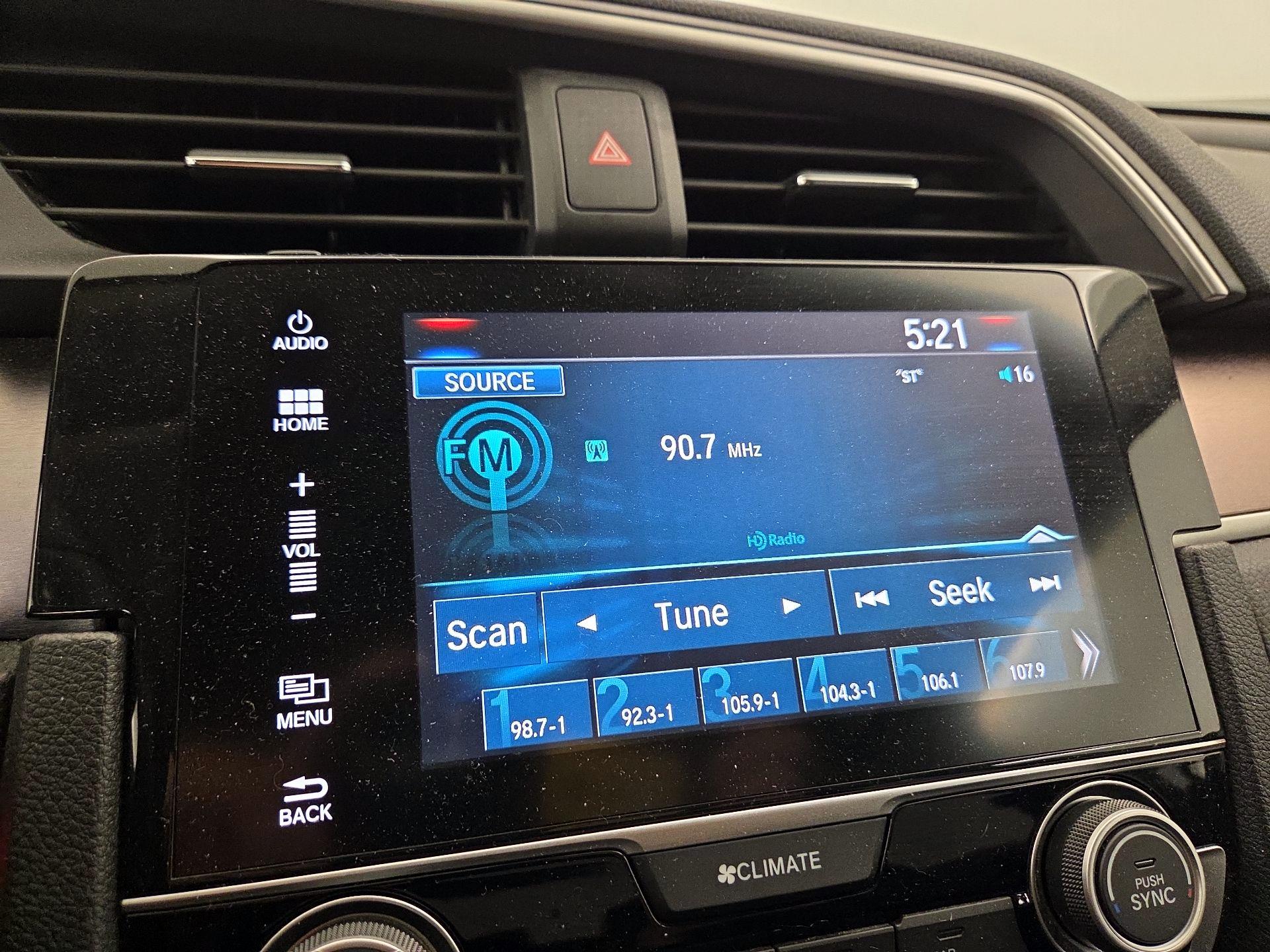 Thumbnail: 2016 Honda Civic - 15