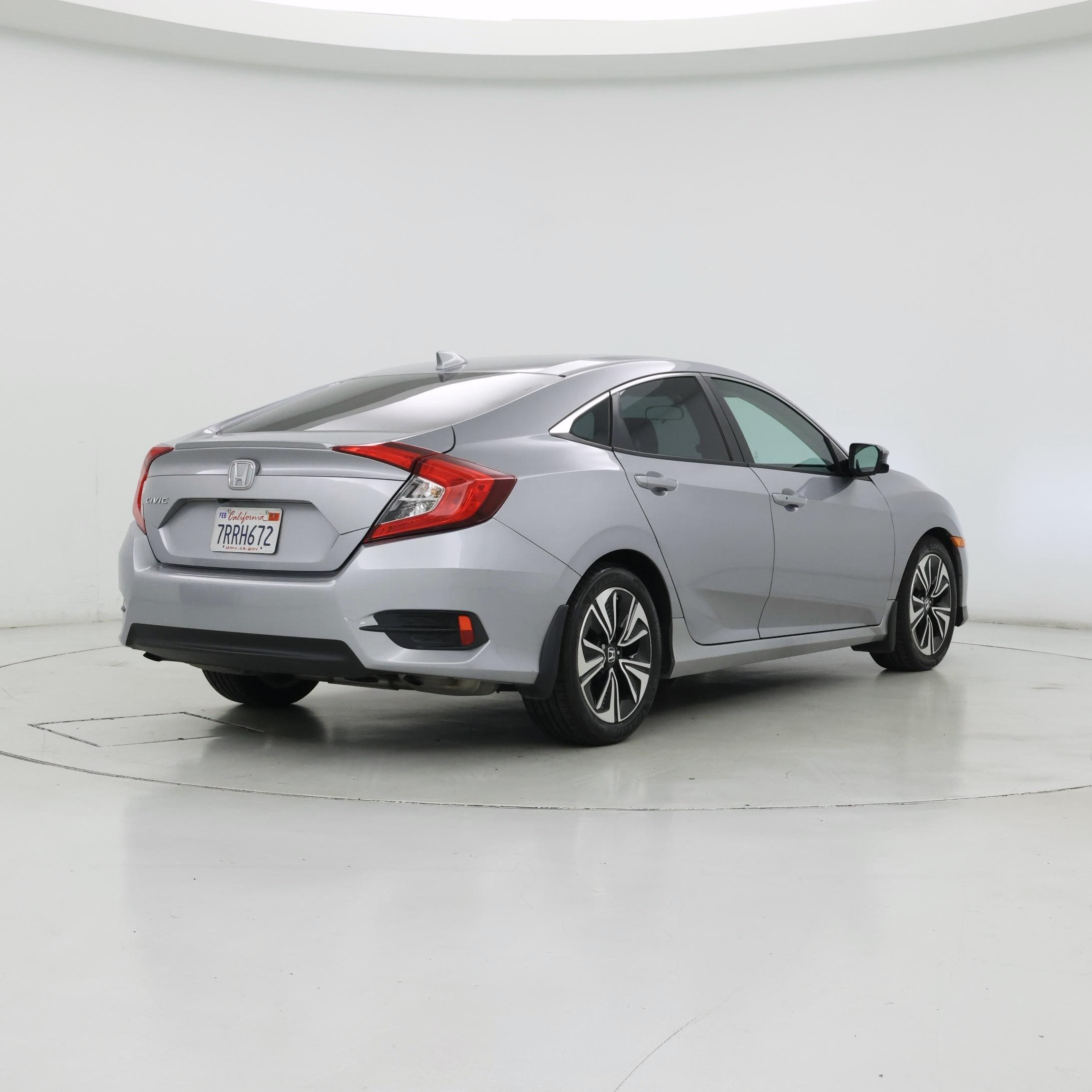 Thumbnail: 2016 Honda Civic - 8