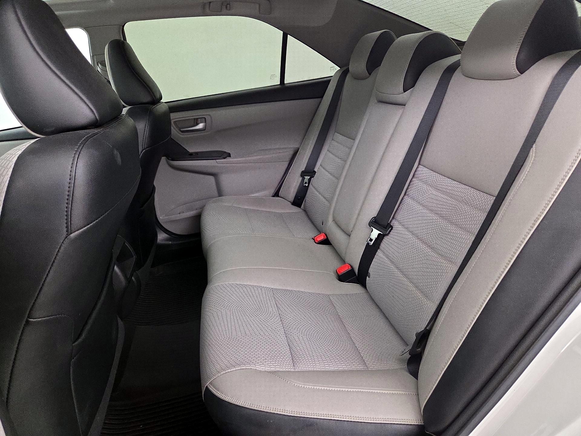 Thumbnail: 2017 Toyota Camry - 19