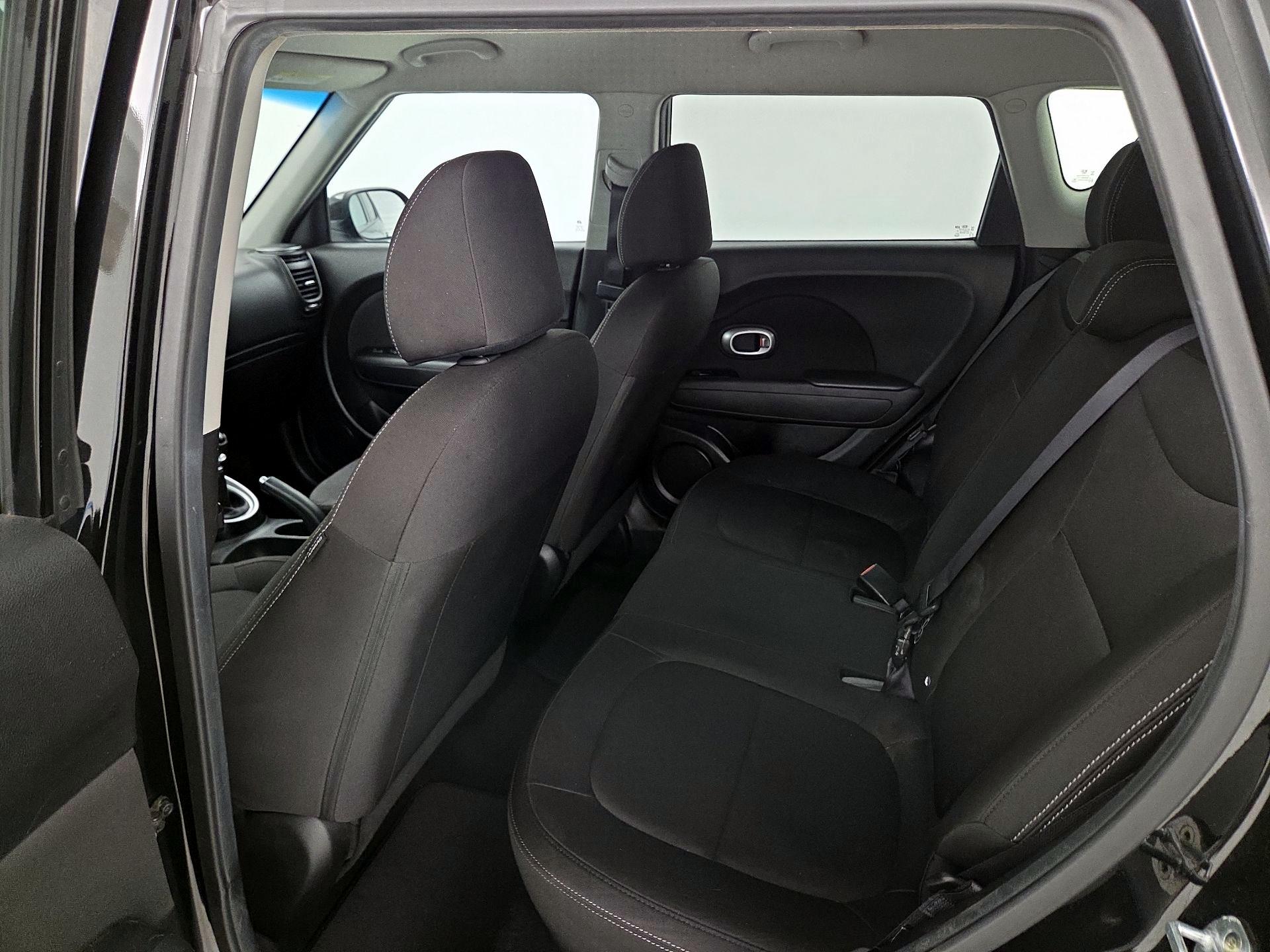 Thumbnail: 2018 Kia Soul - 18