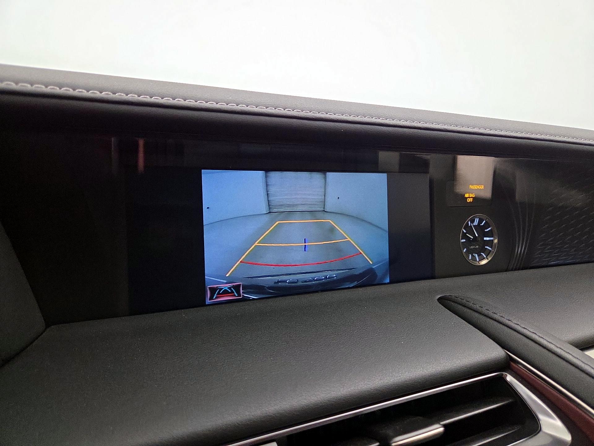 Thumbnail: 2018 Lexus LC - 15