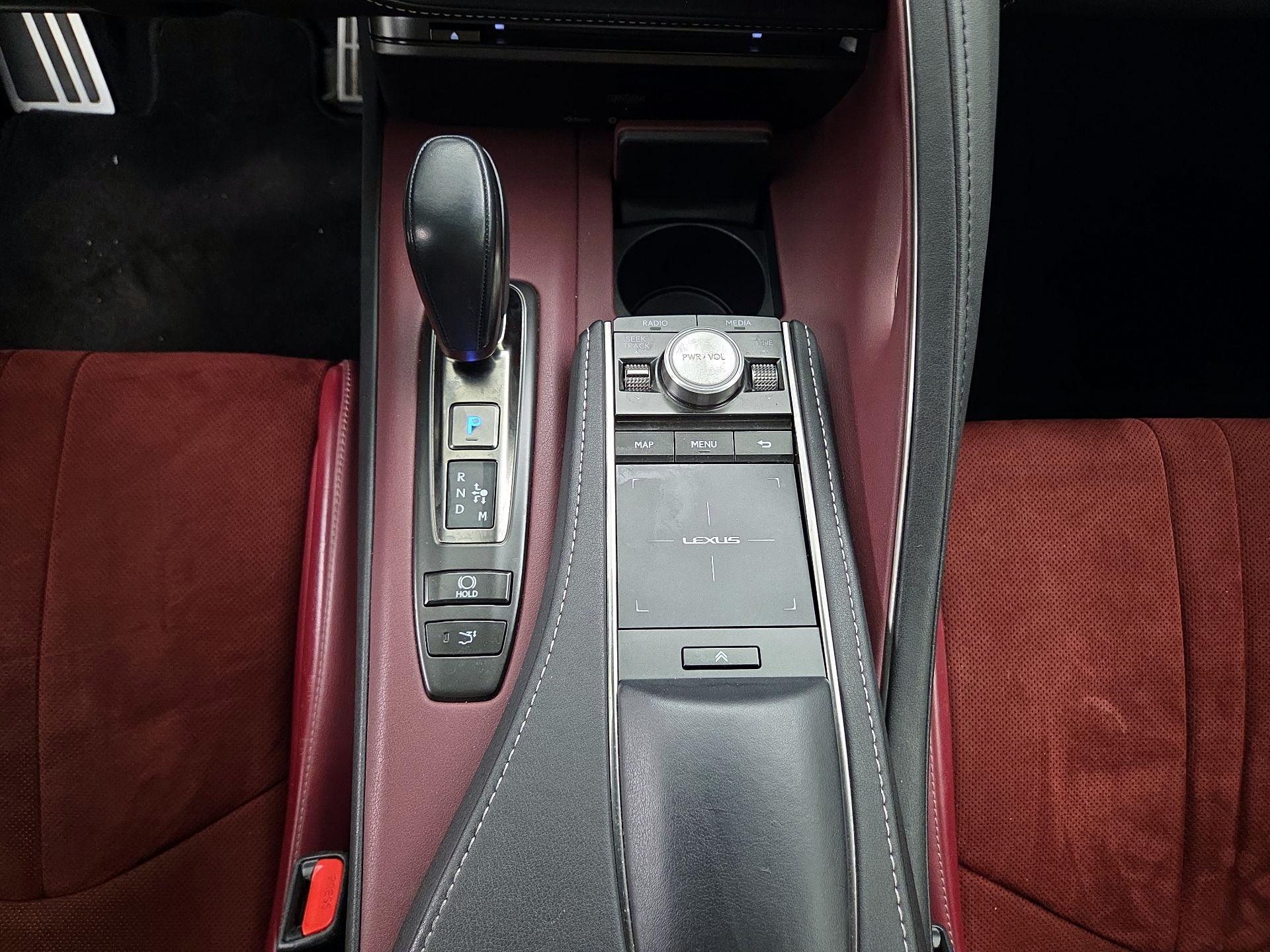 Thumbnail: 2018 Lexus LC - 18