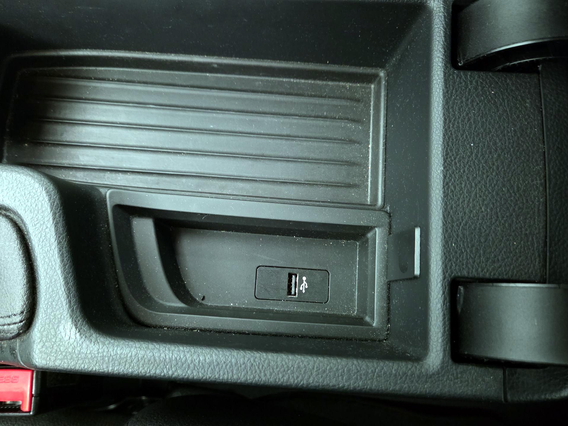 Thumbnail: 2018 BMW 3 Series - 19