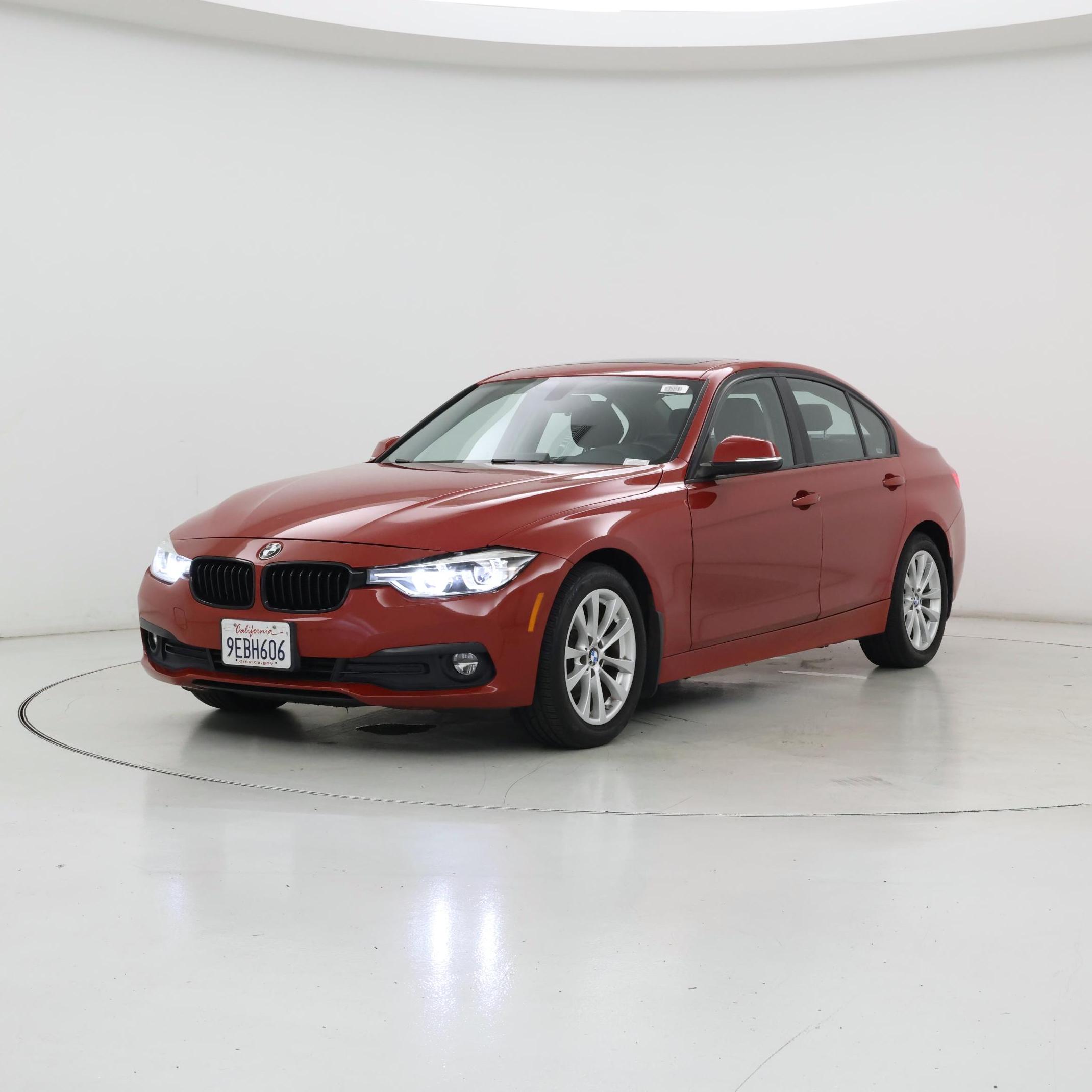 Thumbnail: 2018 BMW 3 Series - 4