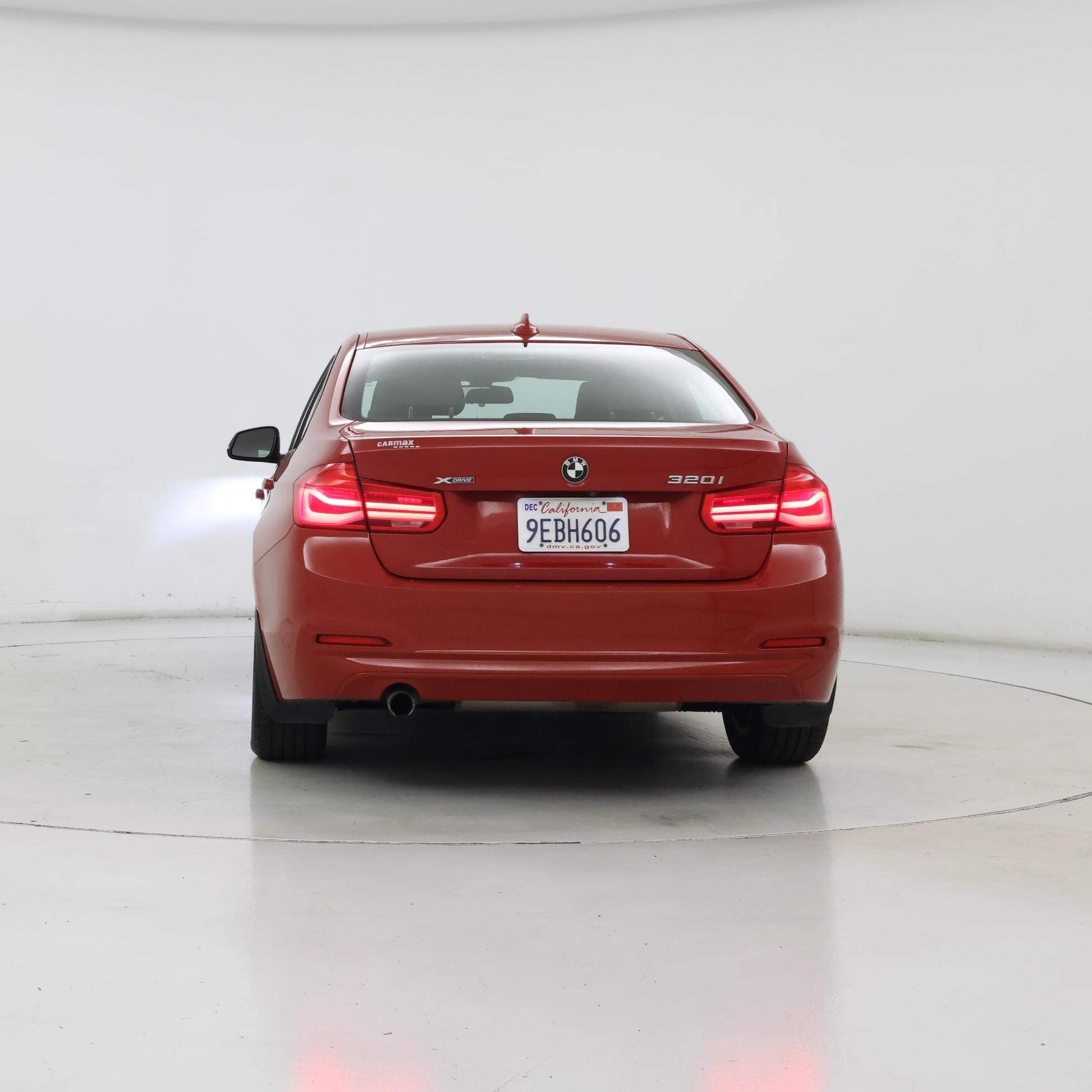 Thumbnail: 2018 BMW 3 Series - 6