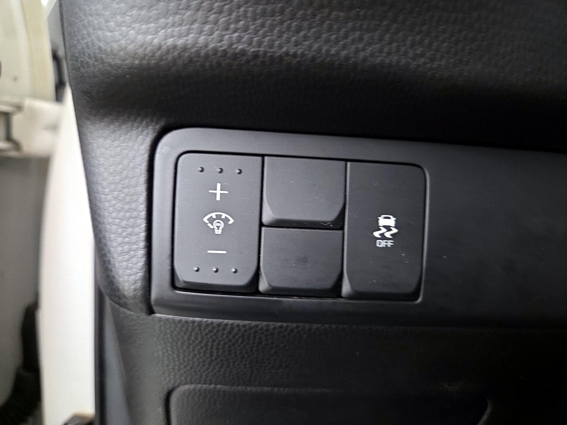 Thumbnail: 2018 Kia Soul - 13