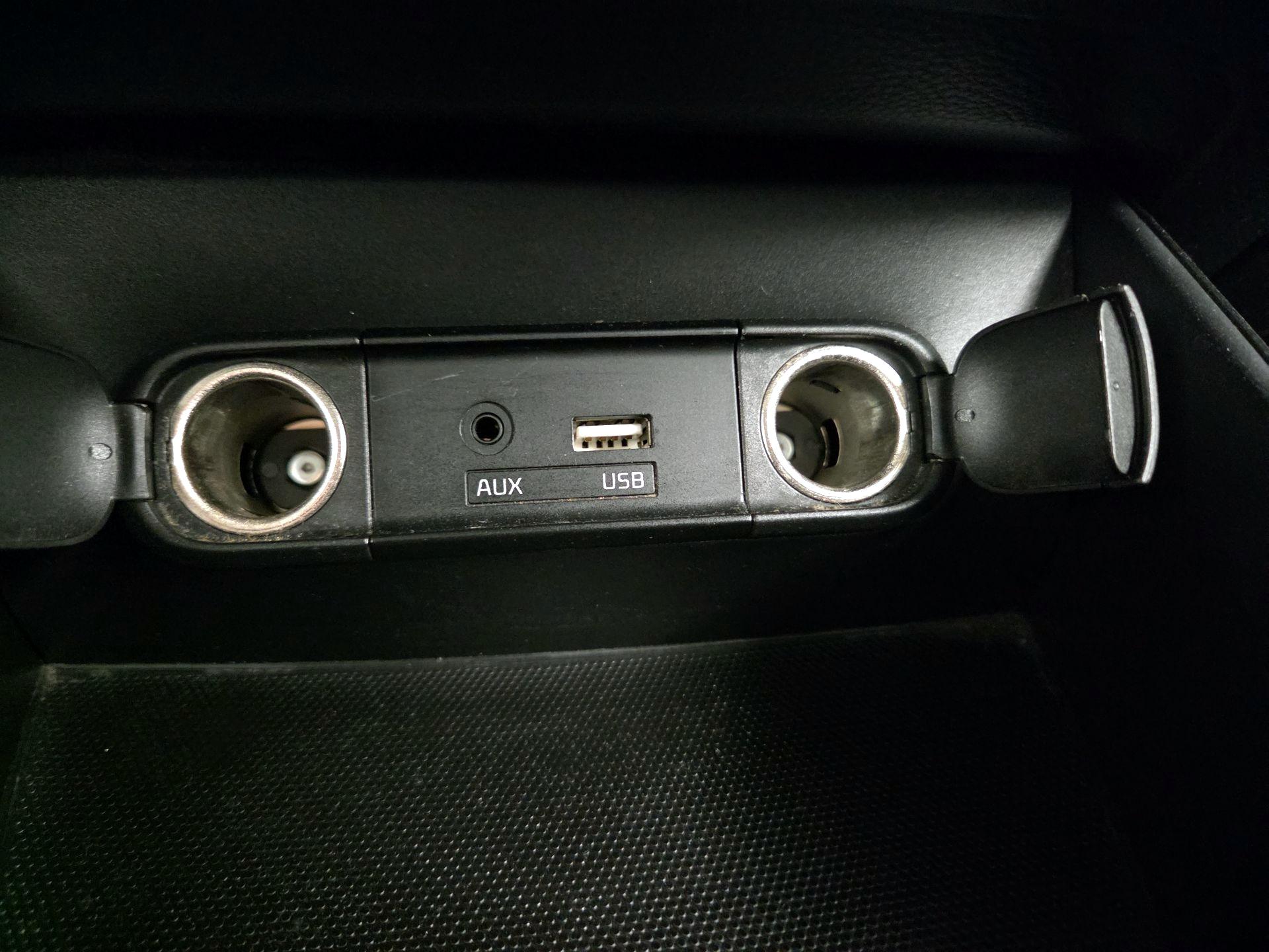 Thumbnail: 2018 Kia Soul - 17