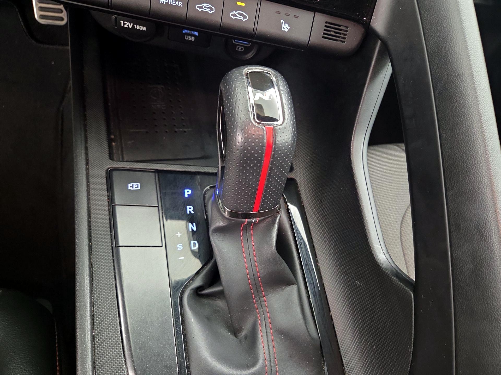 Thumbnail: 2023 Hyundai Elantra - 18