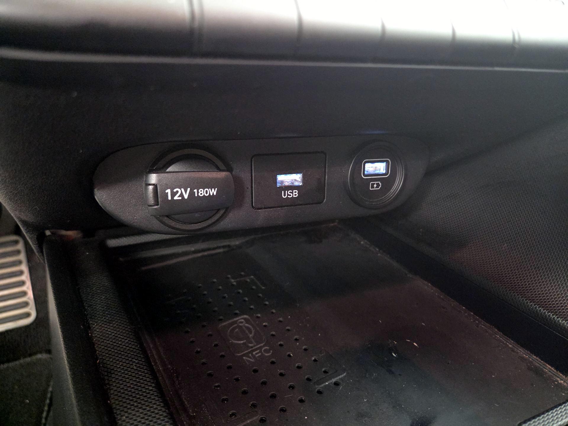 Thumbnail: 2023 Hyundai Elantra - 19