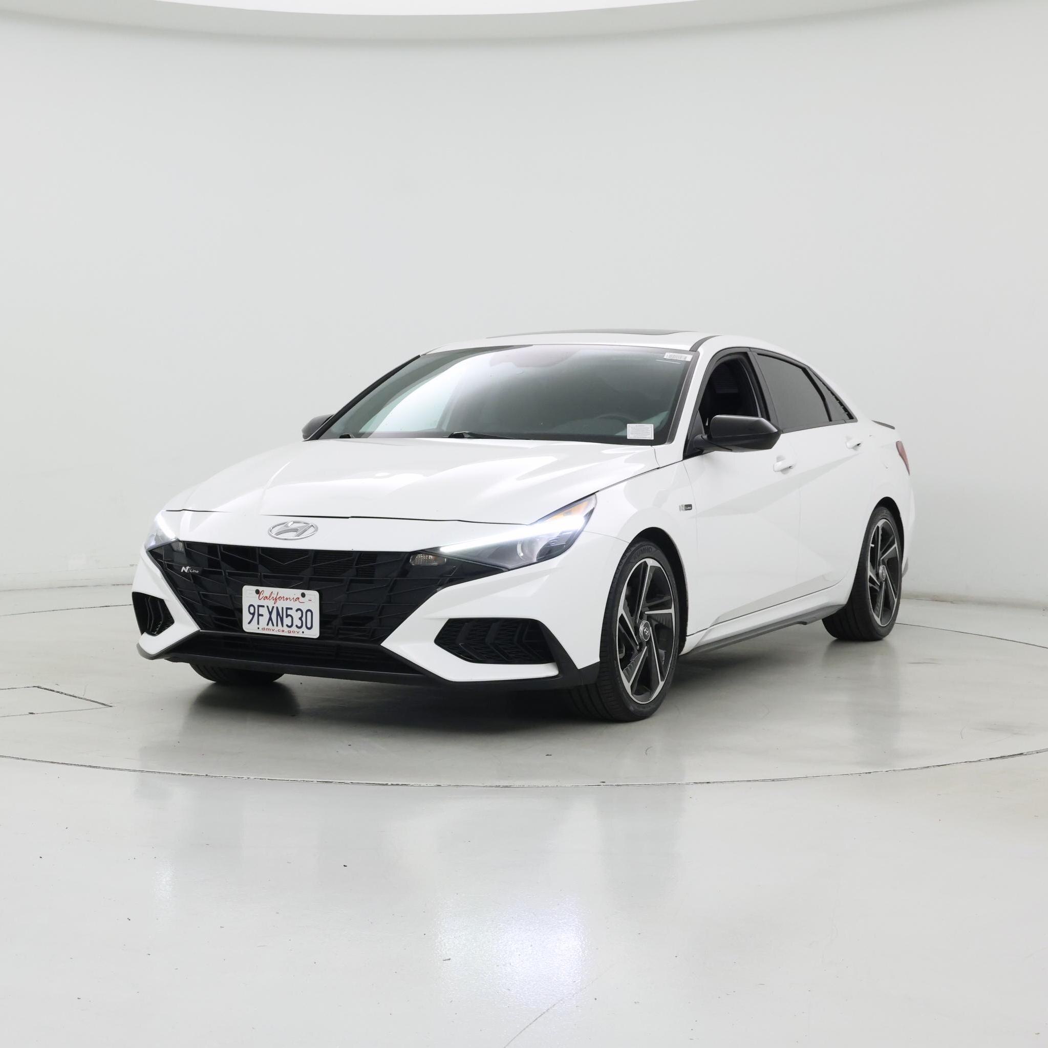 Thumbnail: 2023 Hyundai Elantra - 4