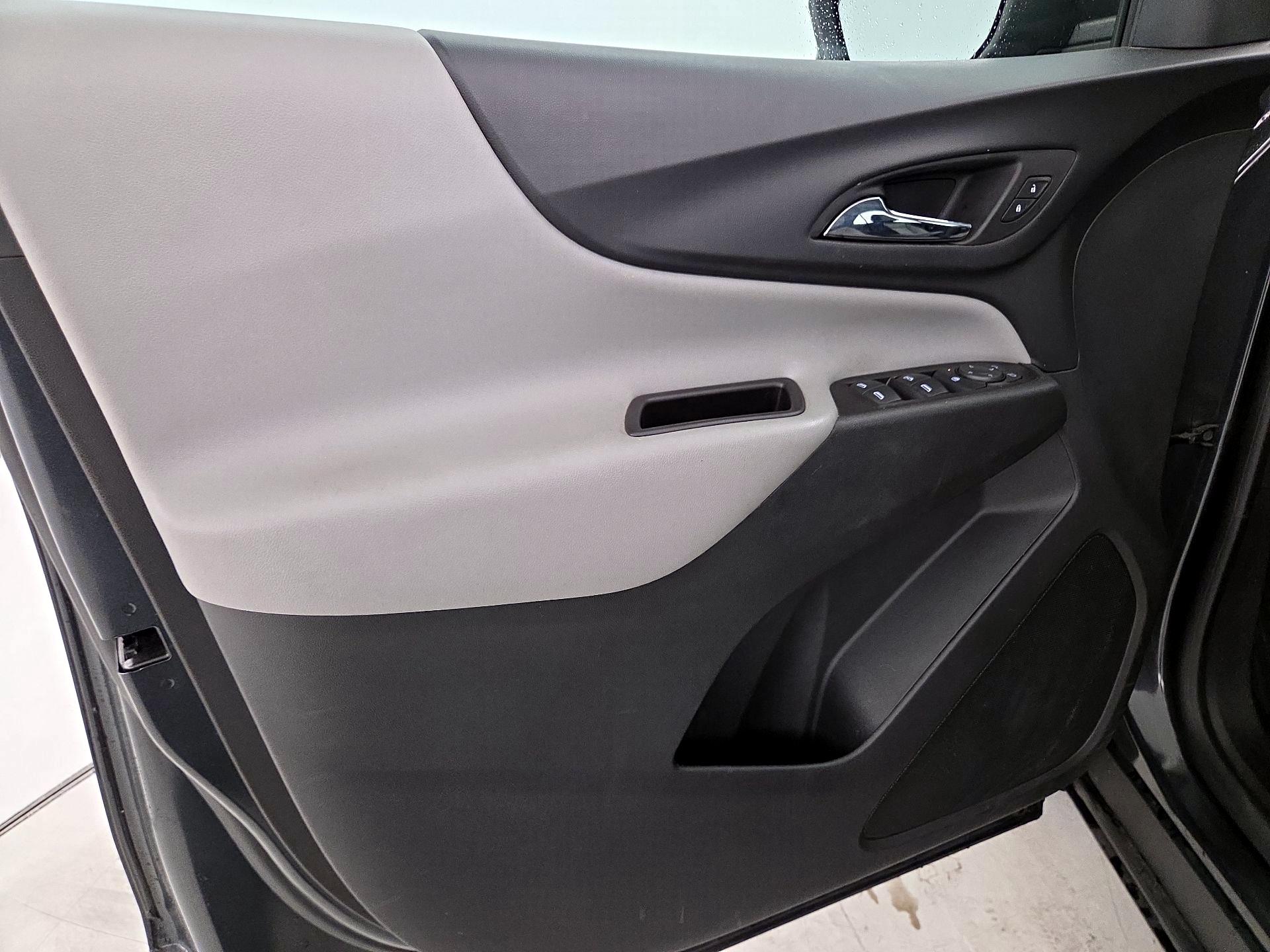 Thumbnail: 2021 Chevrolet Equinox - 12