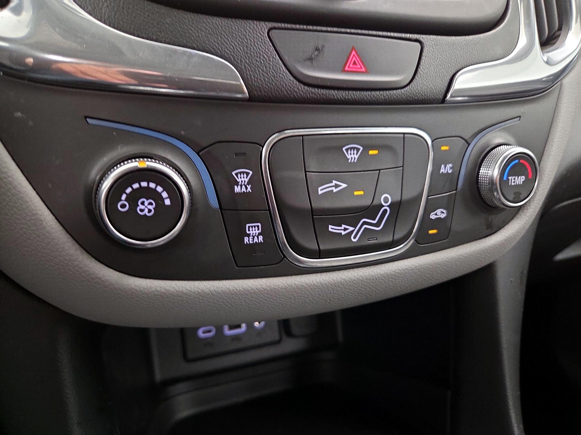 Thumbnail: 2021 Chevrolet Equinox - 16