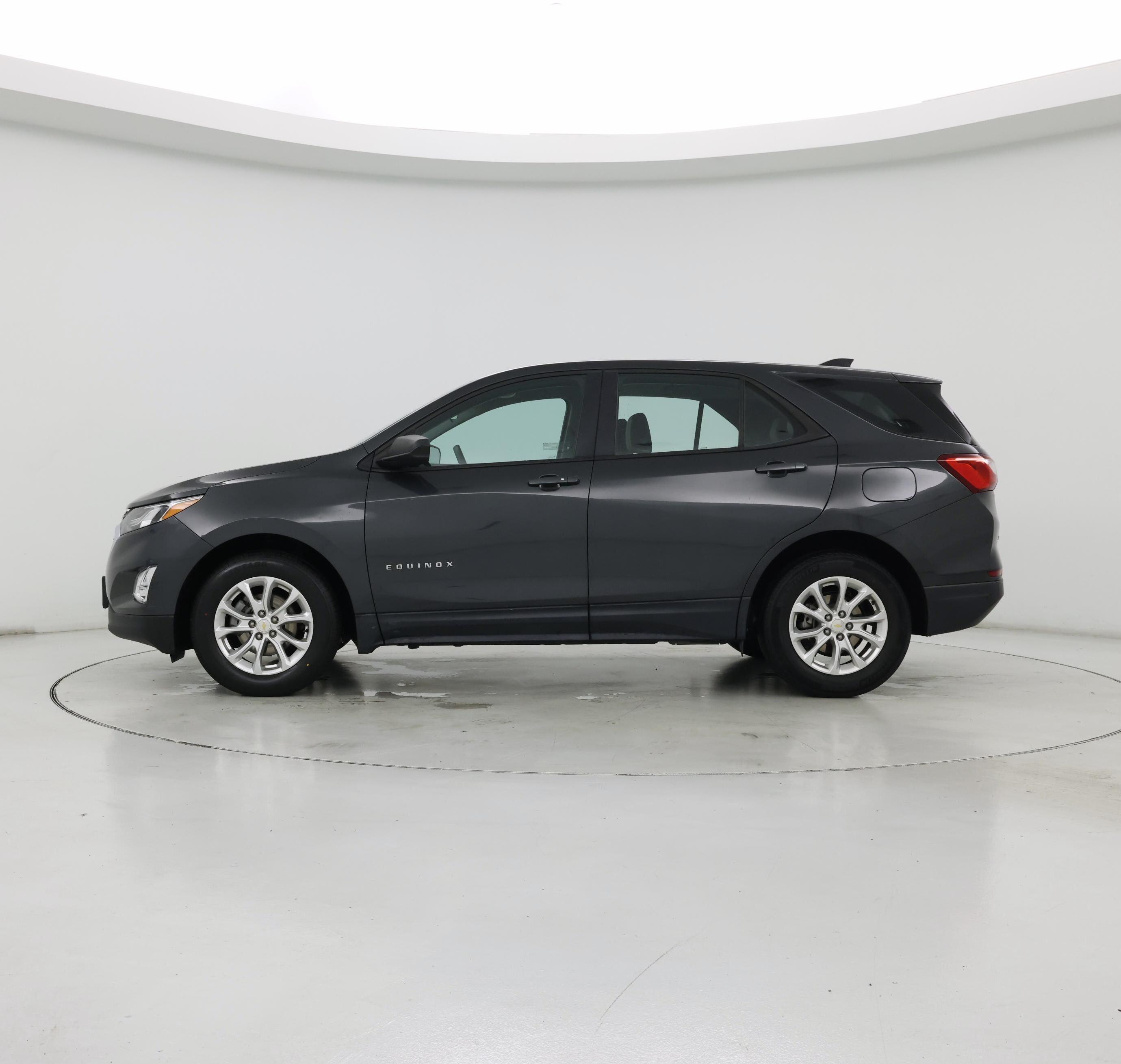 Thumbnail: 2021 Chevrolet Equinox - 3